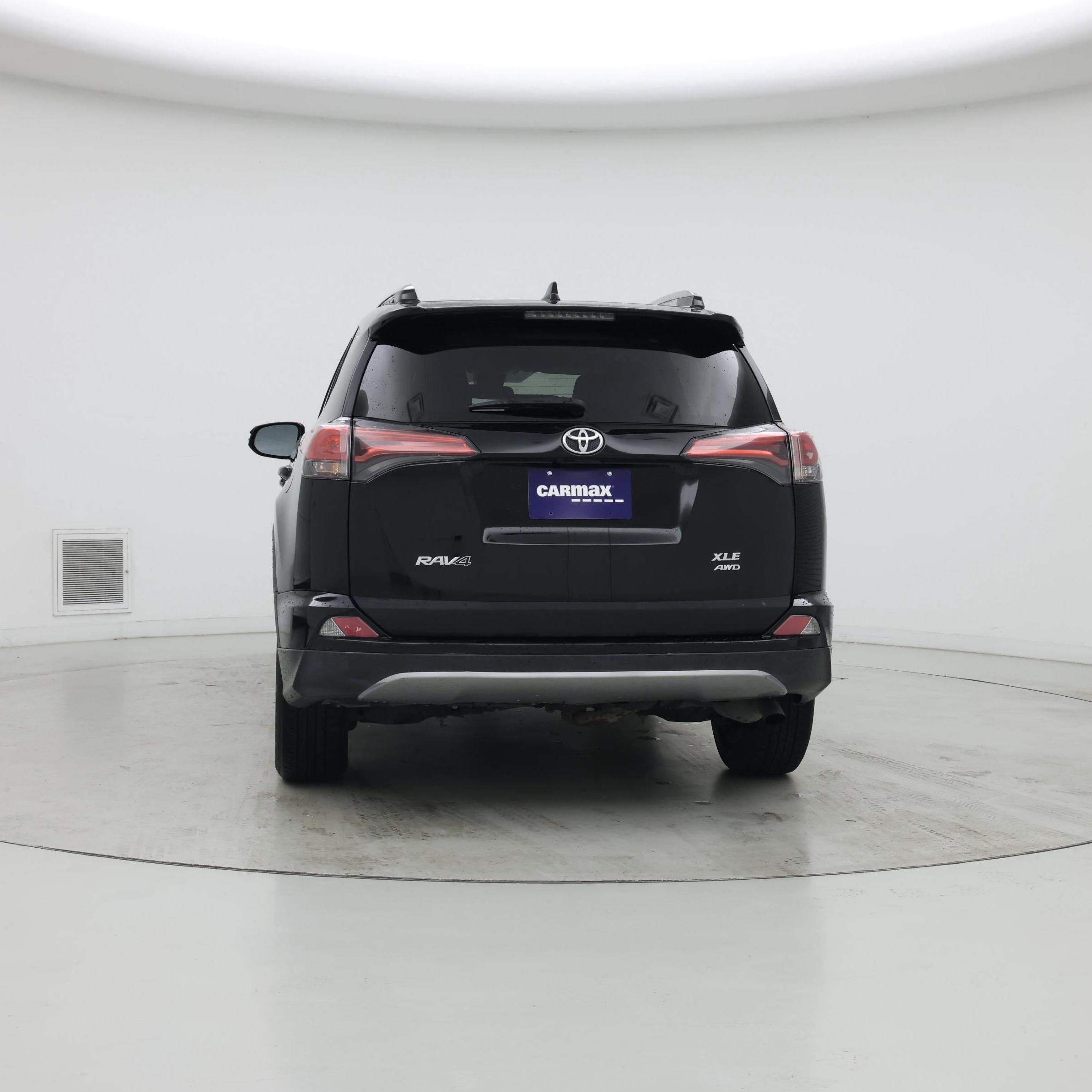 Thumbnail: 2018 Toyota RAV4 - 6