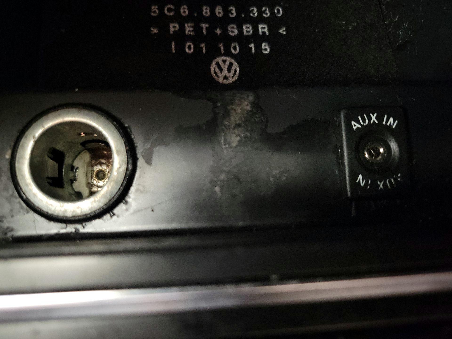 Thumbnail: 2015 Volkswagen Jetta - 17