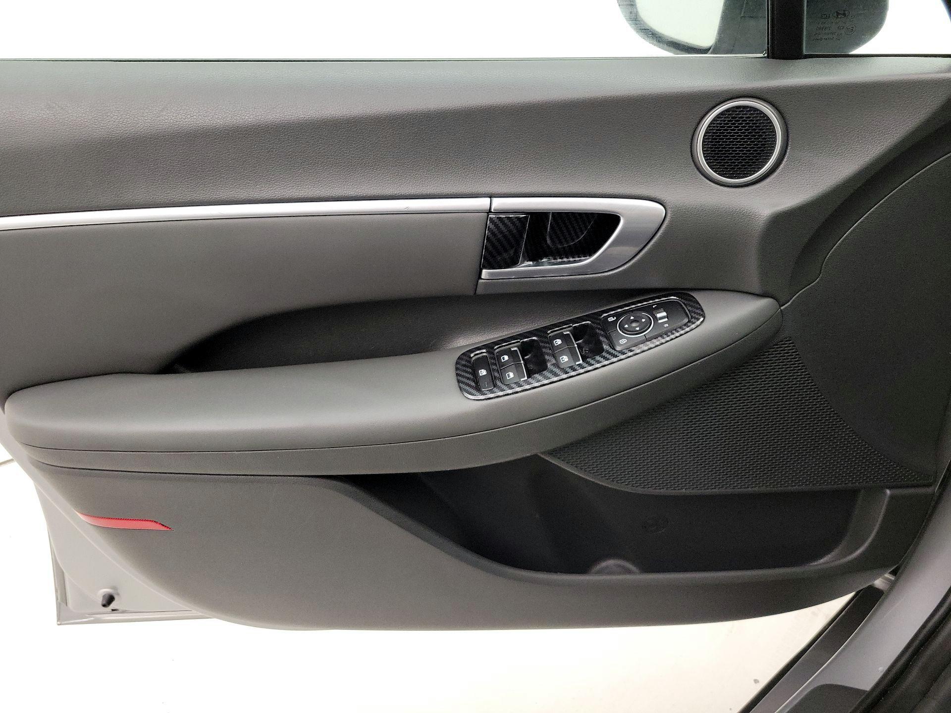 Thumbnail: 2021 Hyundai Sonata - 12