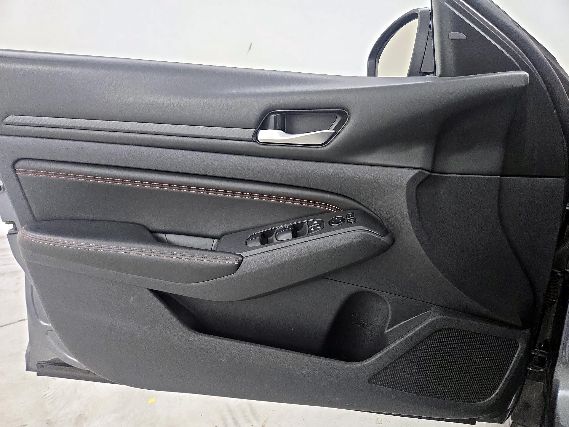 Thumbnail: 2022 Nissan Altima - 12