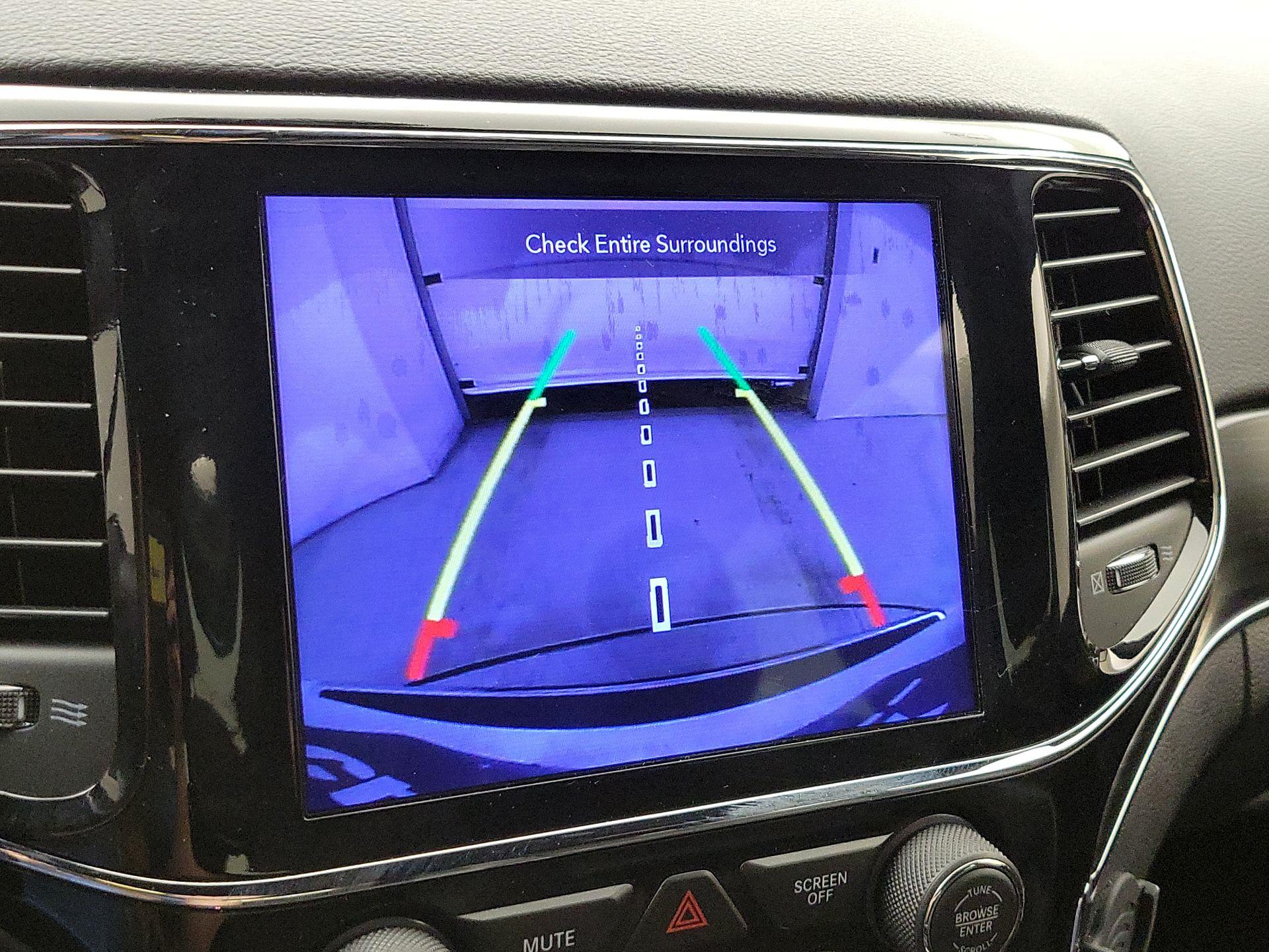 Thumbnail: 2019 Jeep Grand Cherokee - 14