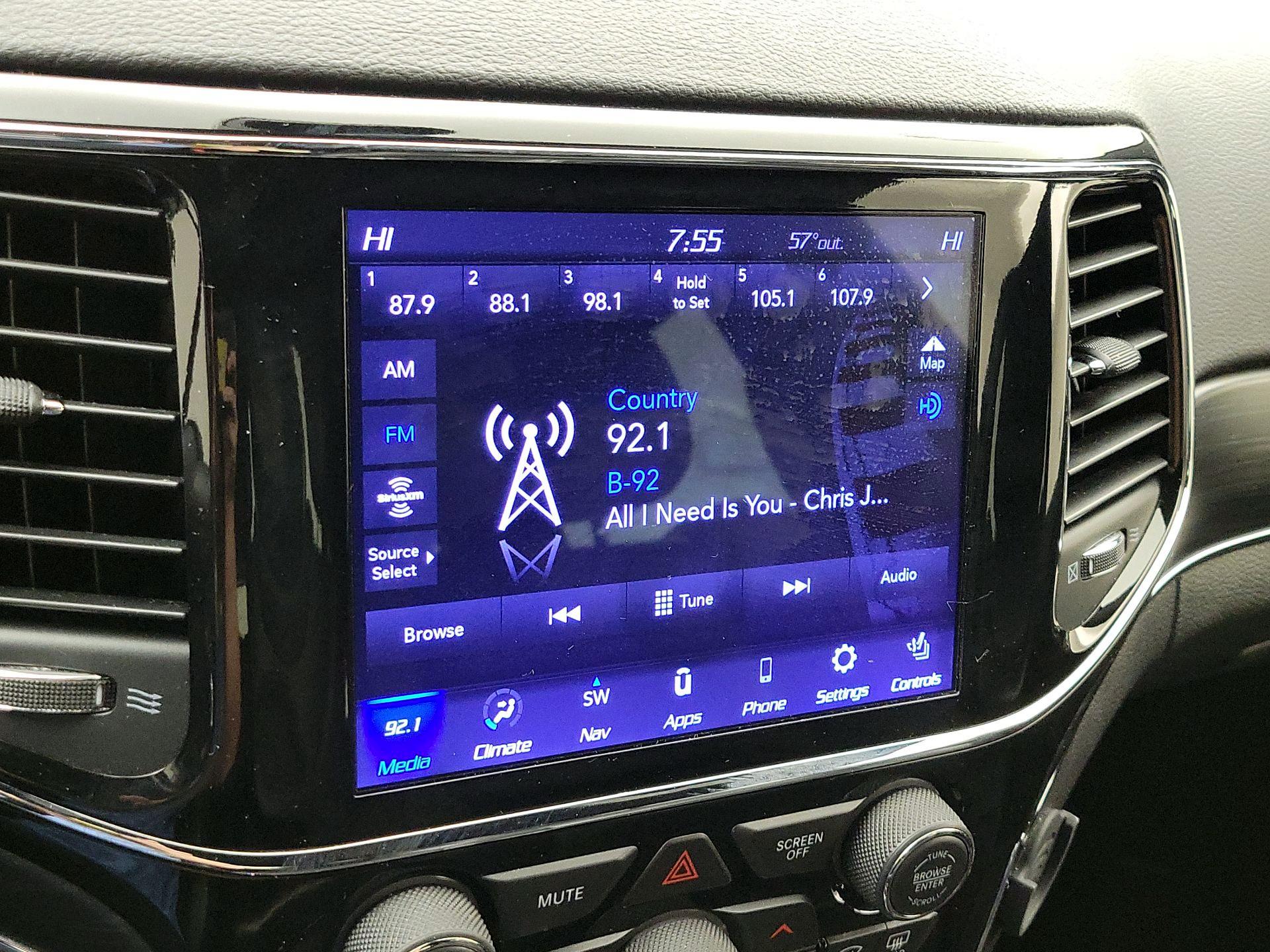 Thumbnail: 2019 Jeep Grand Cherokee - 15