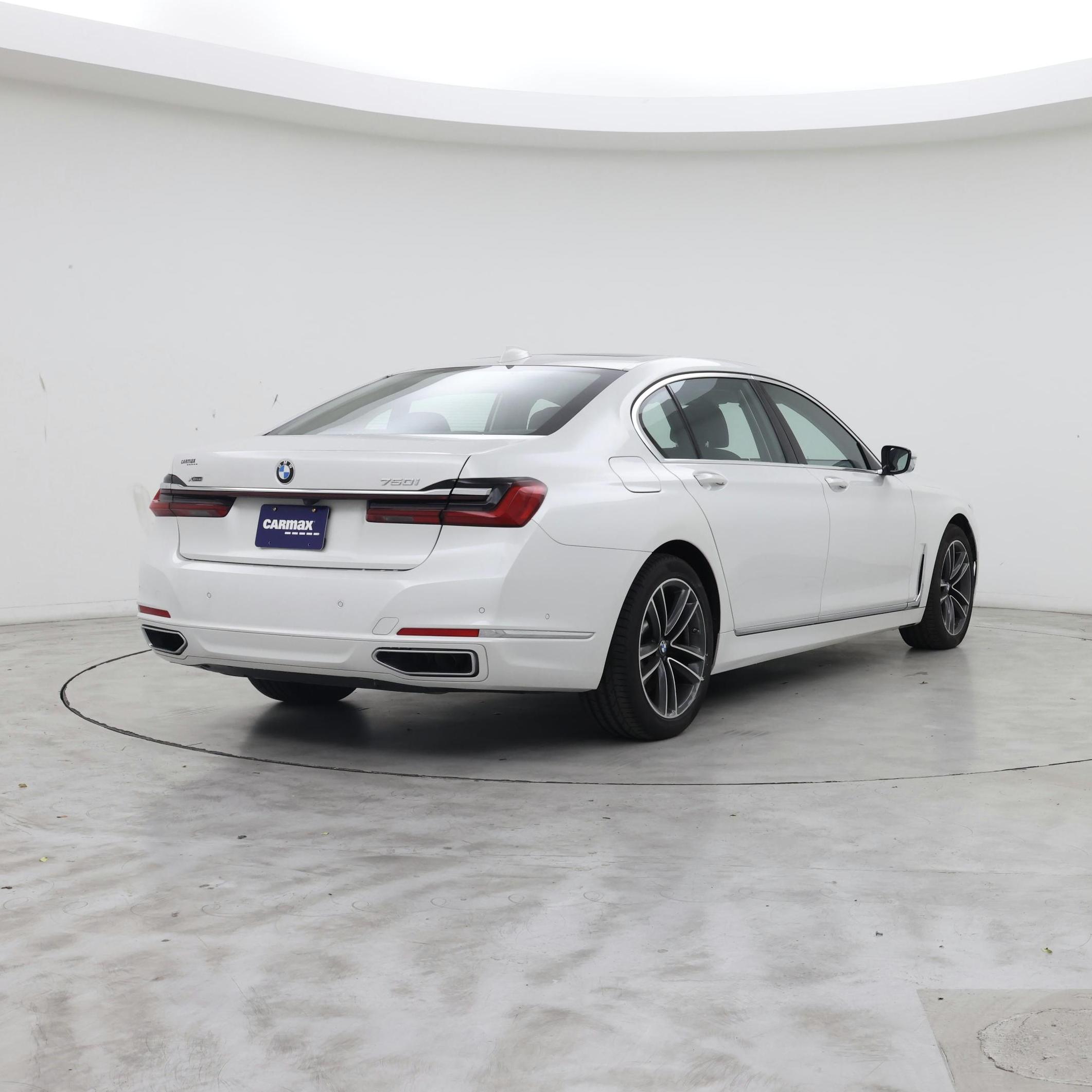 Thumbnail: 2020 BMW 7 Series - 8