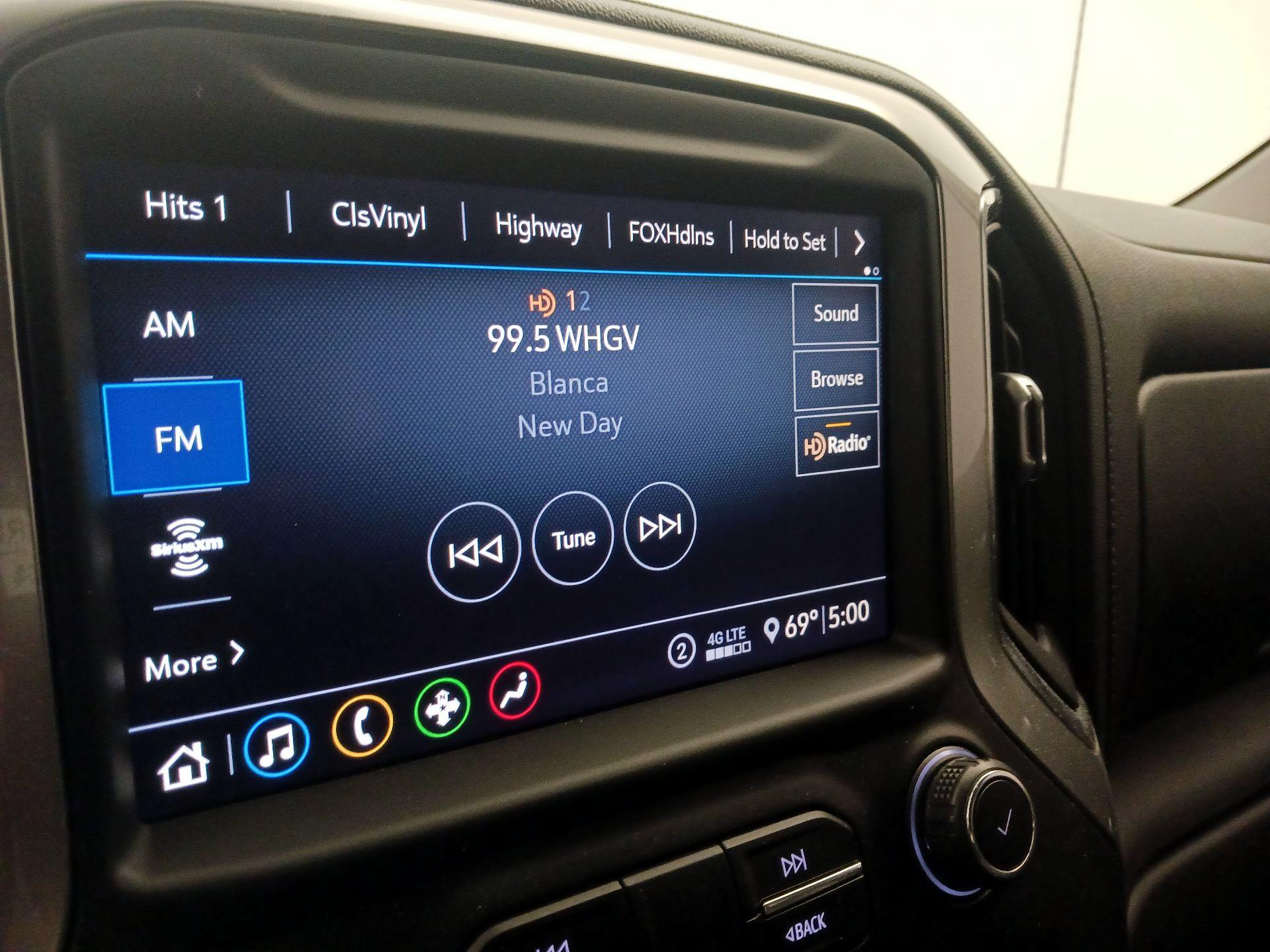 Thumbnail: 2020 Chevrolet Silverado 1500 - 15