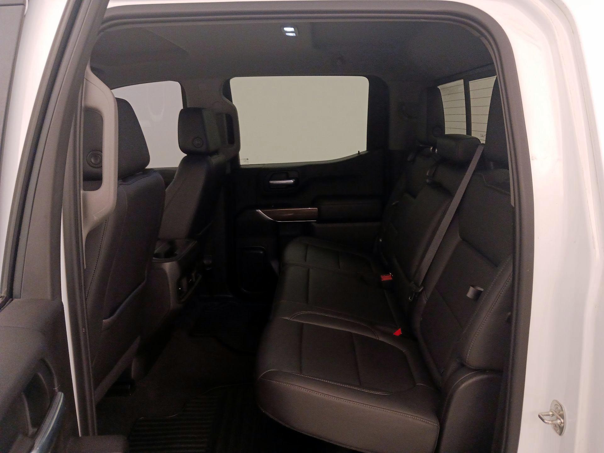 Thumbnail: 2020 Chevrolet Silverado 1500 - 19