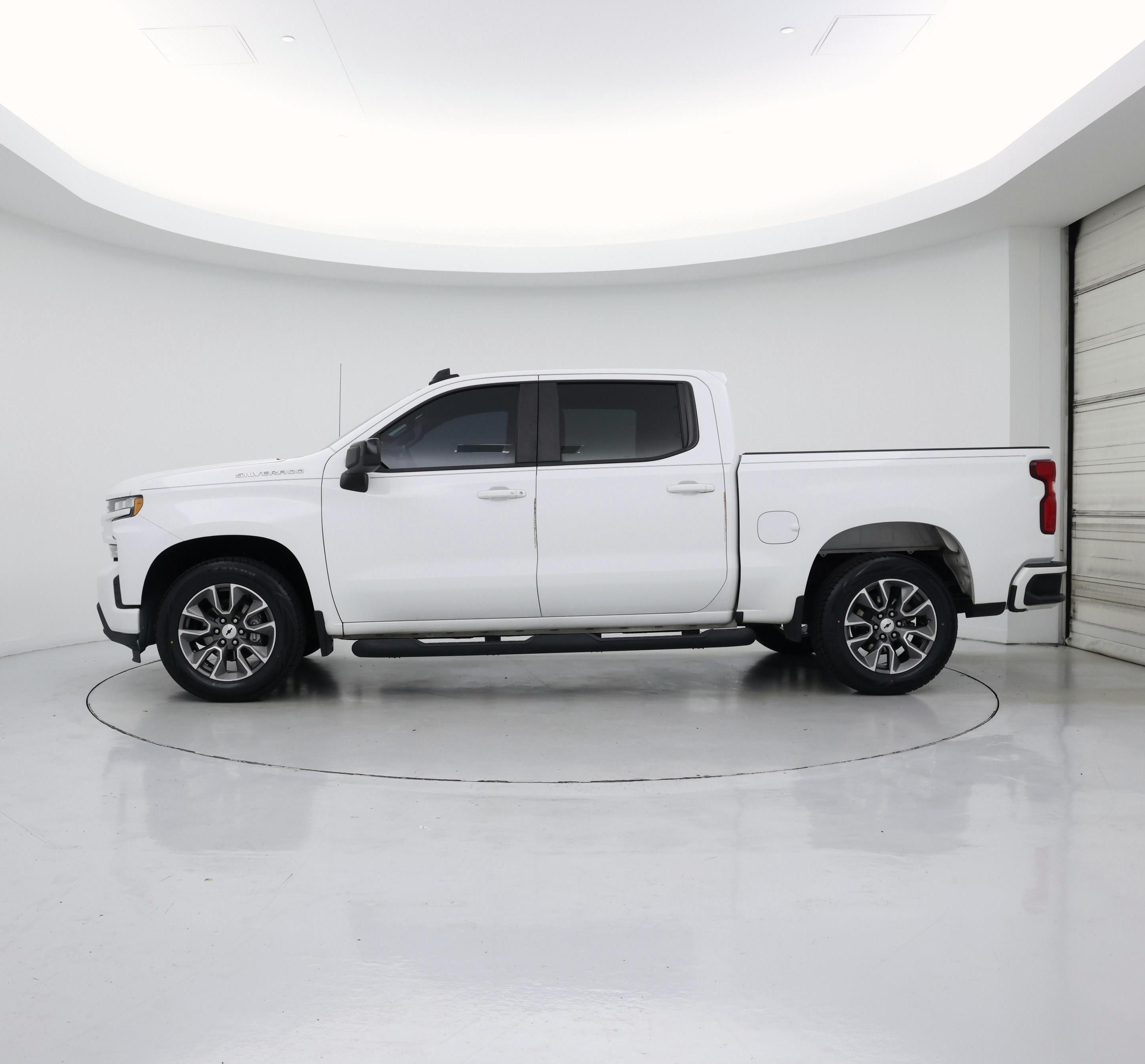 Thumbnail: 2020 Chevrolet Silverado 1500 - 3