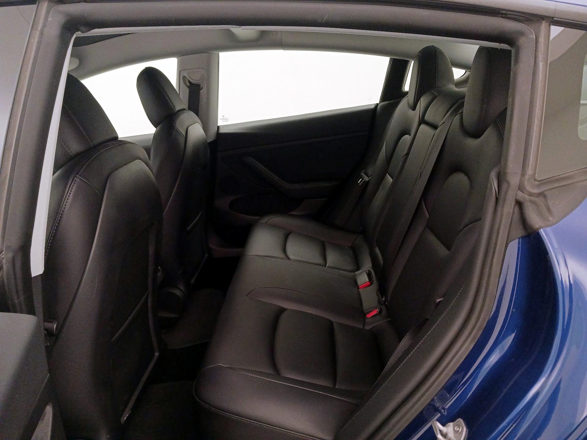 Thumbnail: 2021 Tesla Model 3 - 18