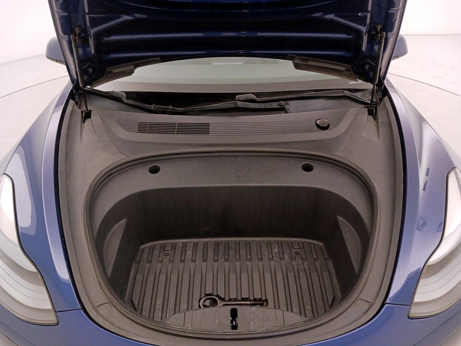 Thumbnail: 2021 Tesla Model 3 - 20