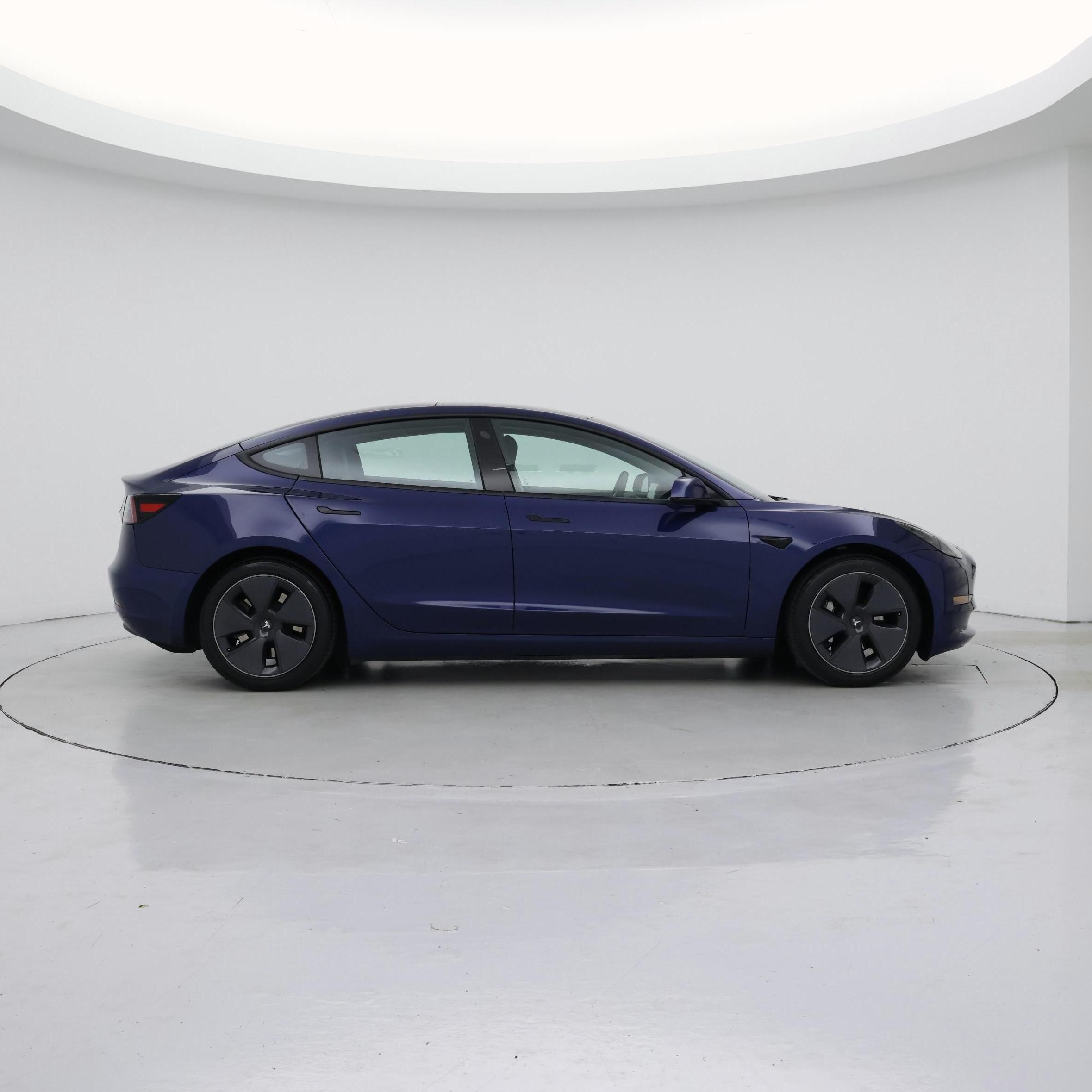 Thumbnail: 2021 Tesla Model 3 - 7