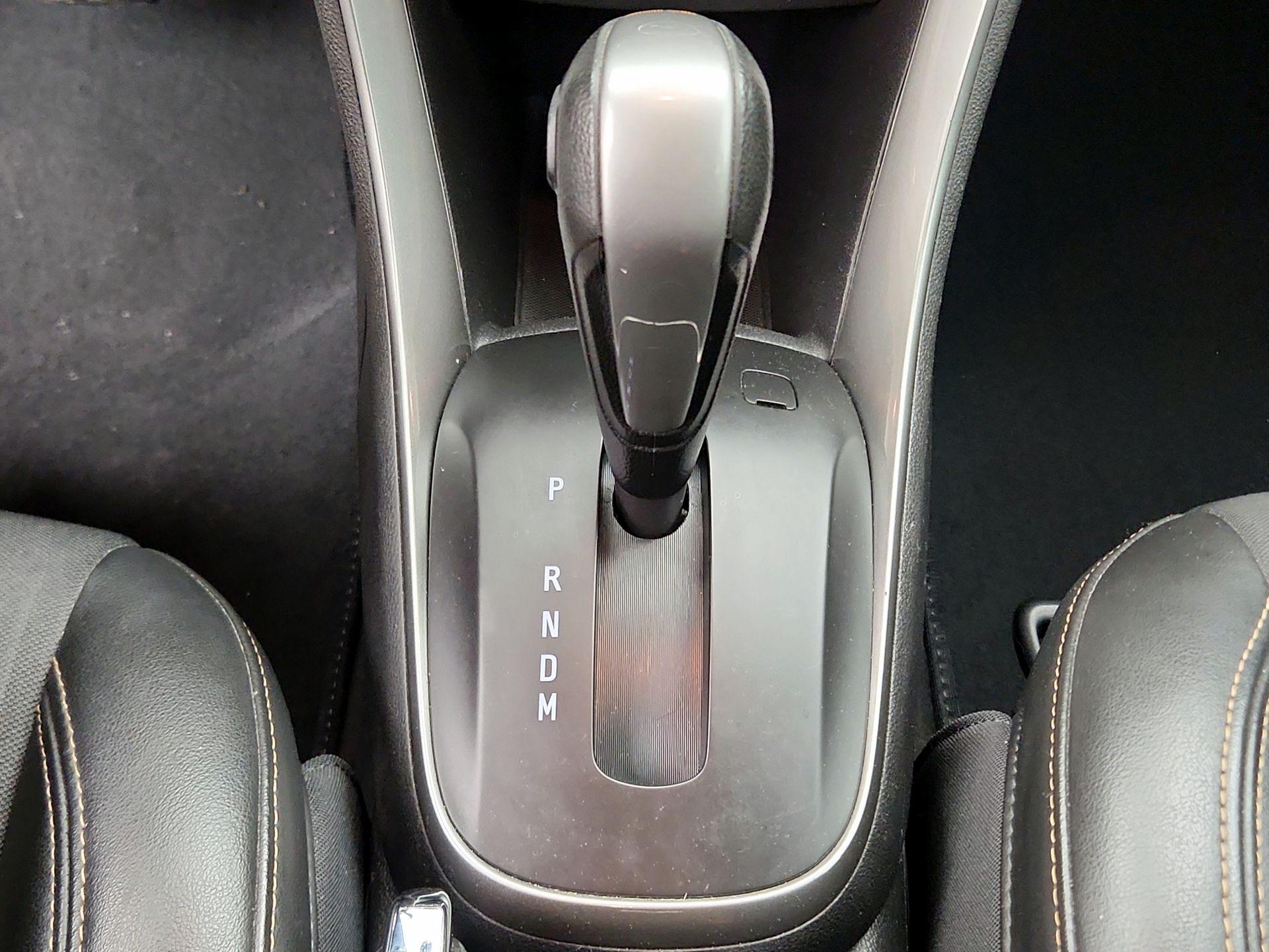 Thumbnail: 2020 Chevrolet Trax - 17