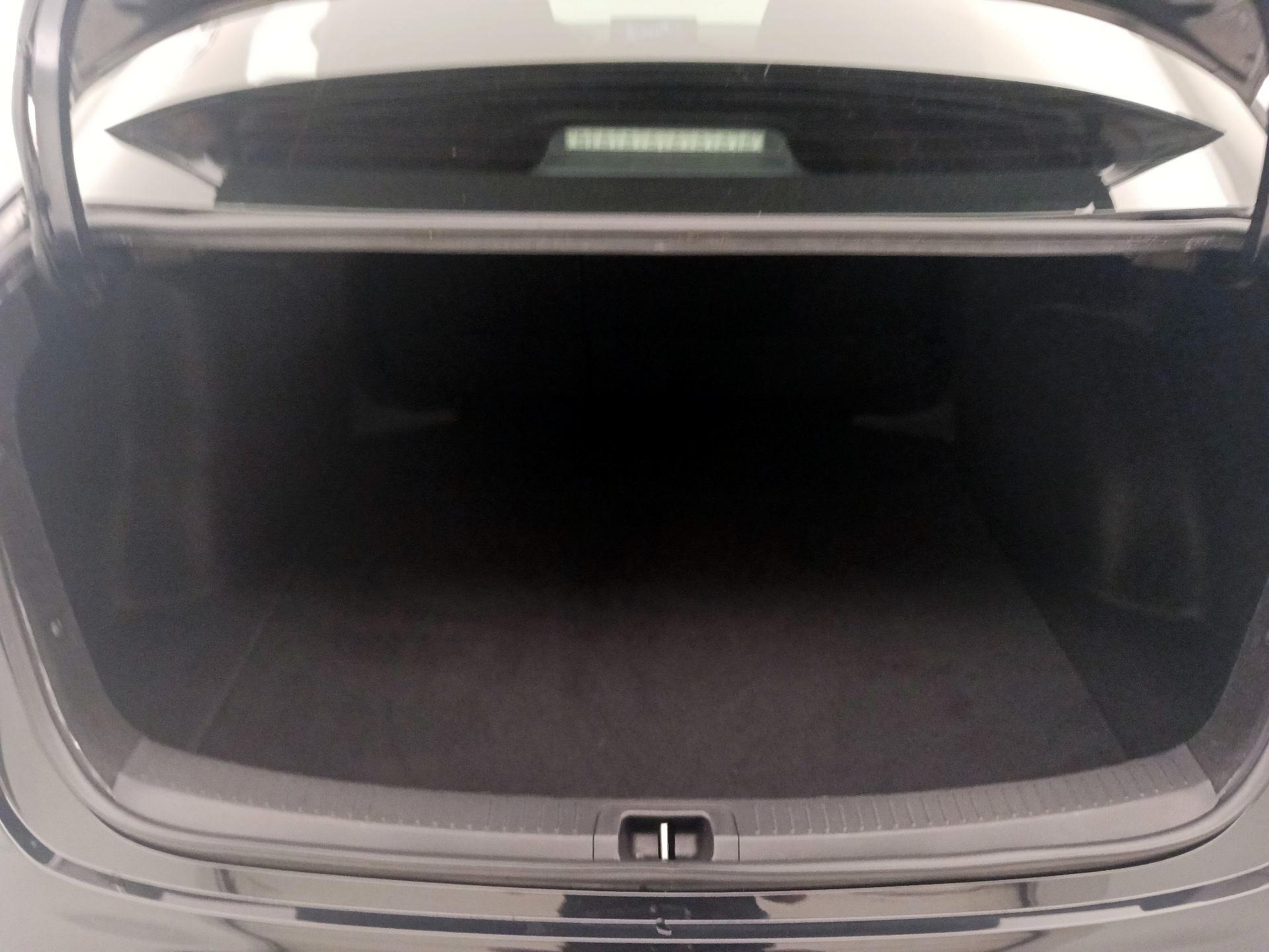 Thumbnail: 2020 Toyota Corolla - 20