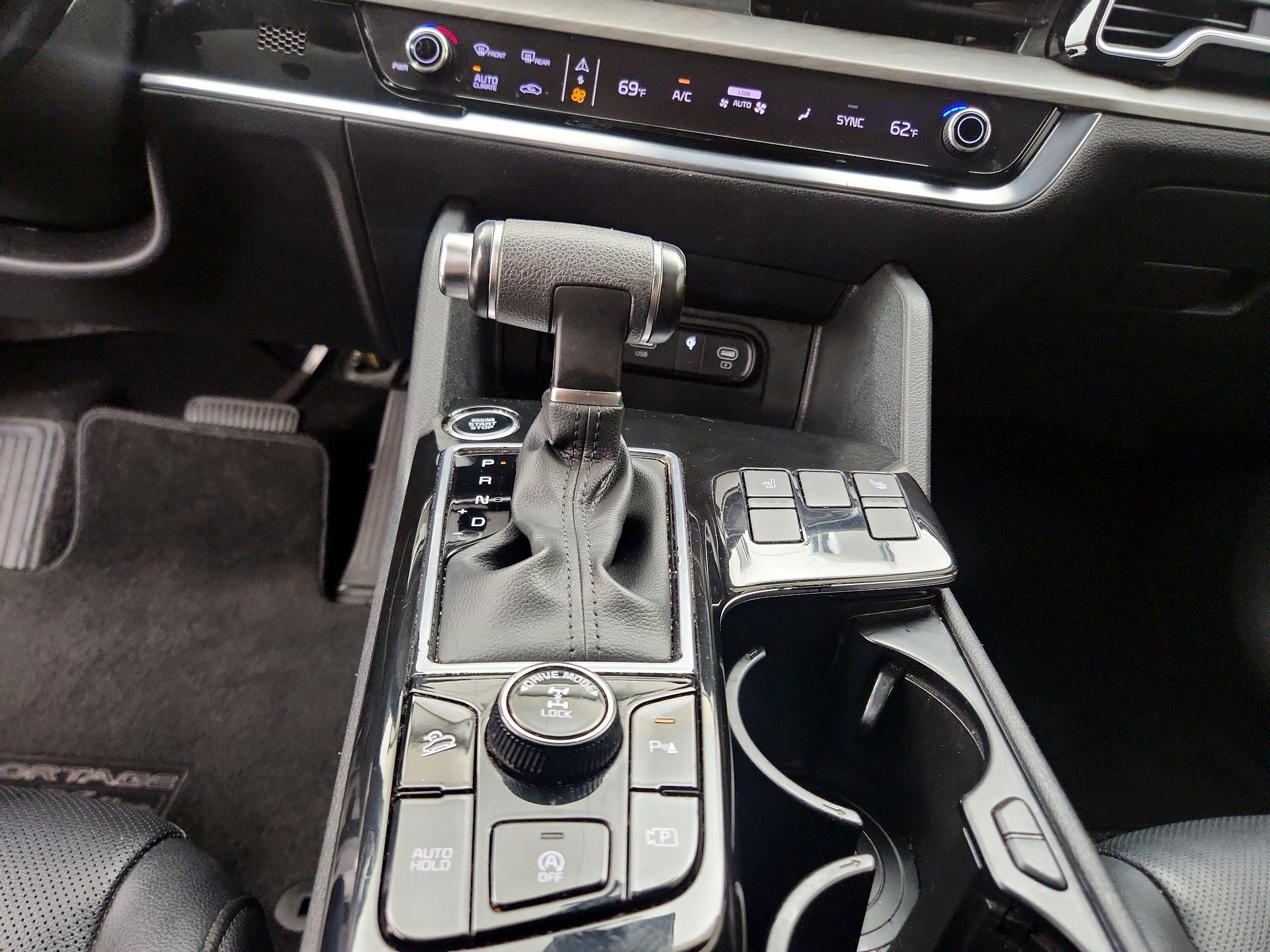 Thumbnail: 2023 Kia Sportage - 18