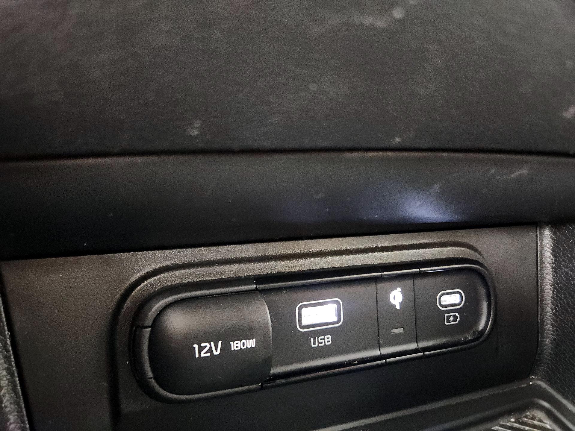 Thumbnail: 2023 Kia Sportage - 19