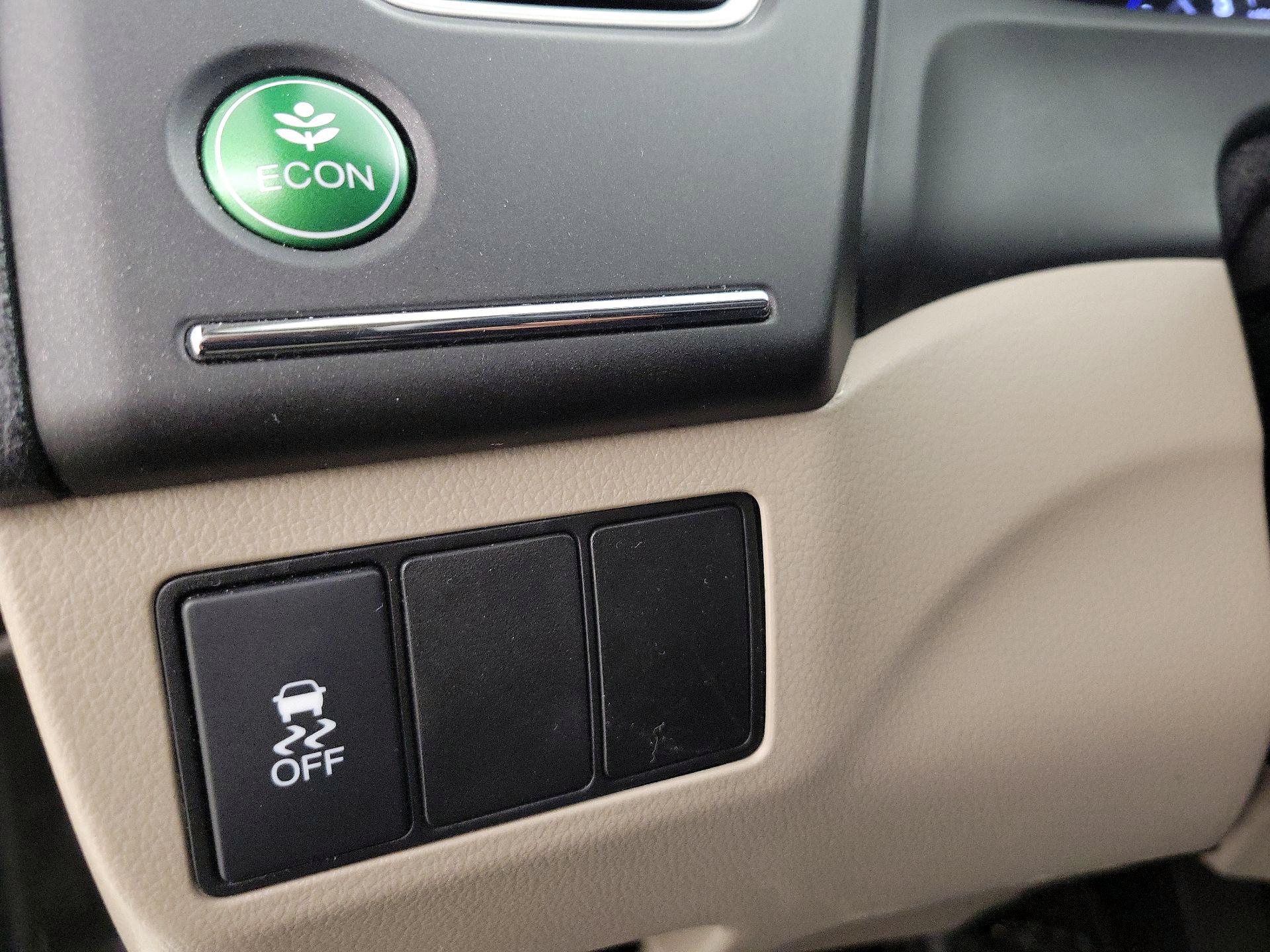 Thumbnail: 2015 Honda Civic - 13