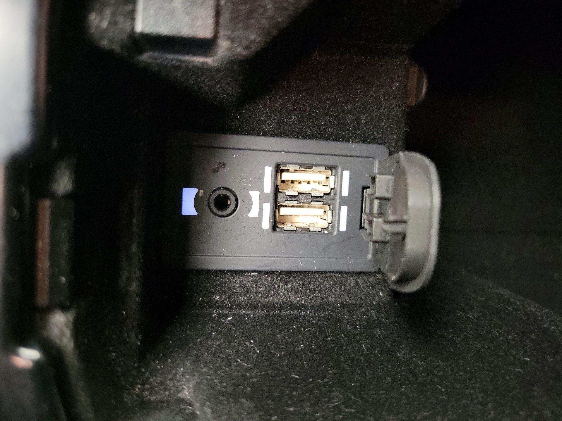 Thumbnail: 2014 Lexus IS - 19