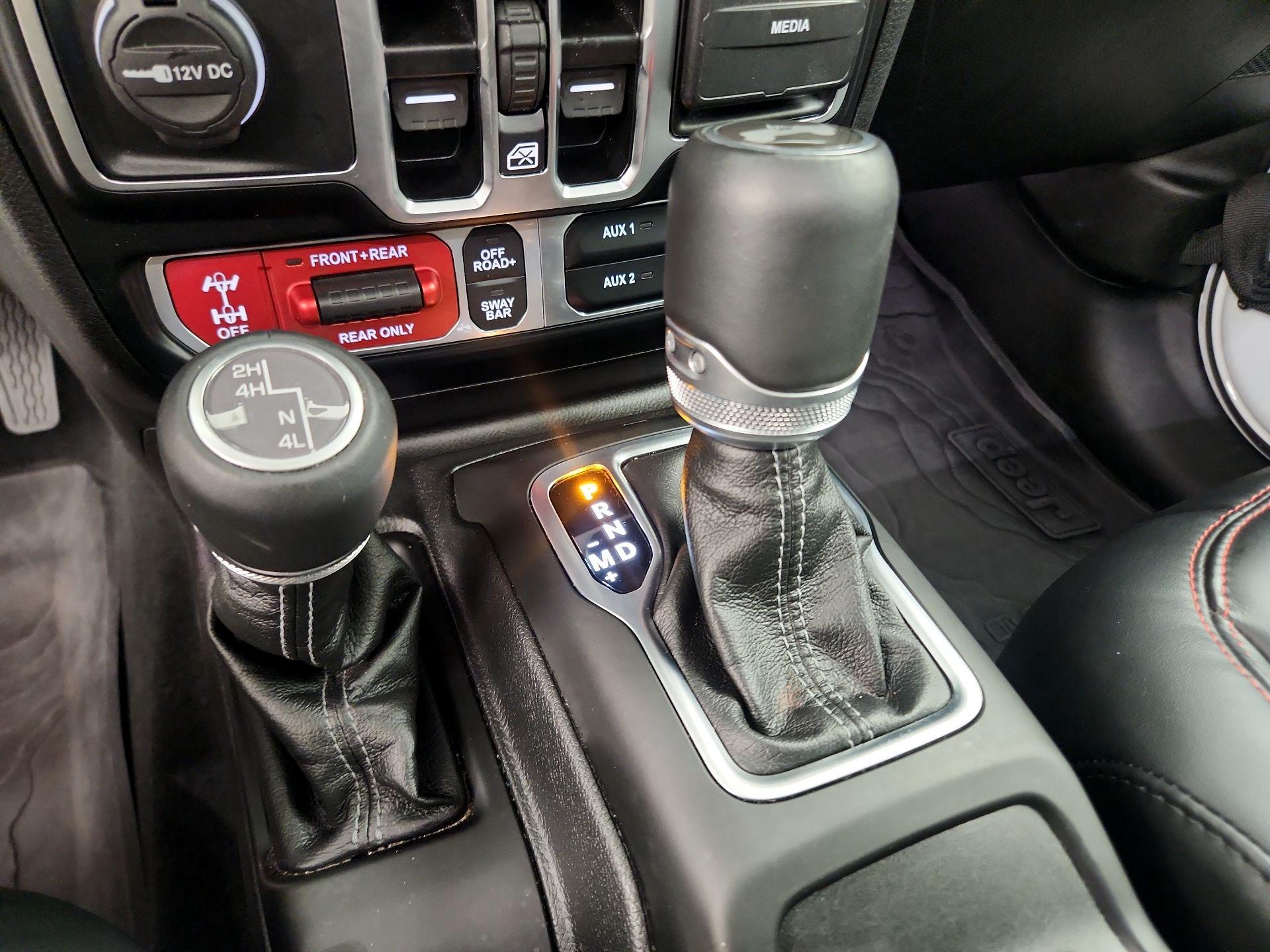 Thumbnail: 2024 Jeep Wrangler - 17