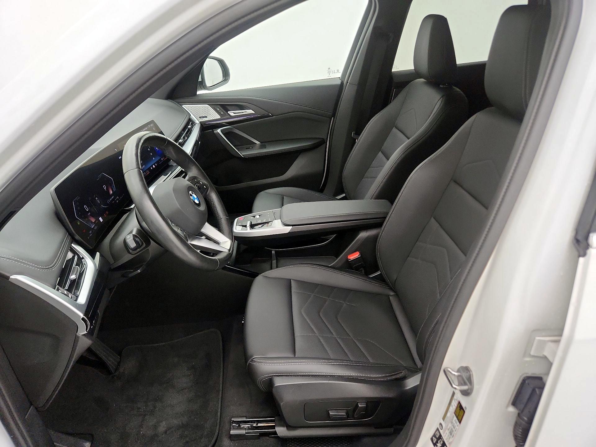 Thumbnail: 2024 BMW X1 - 11