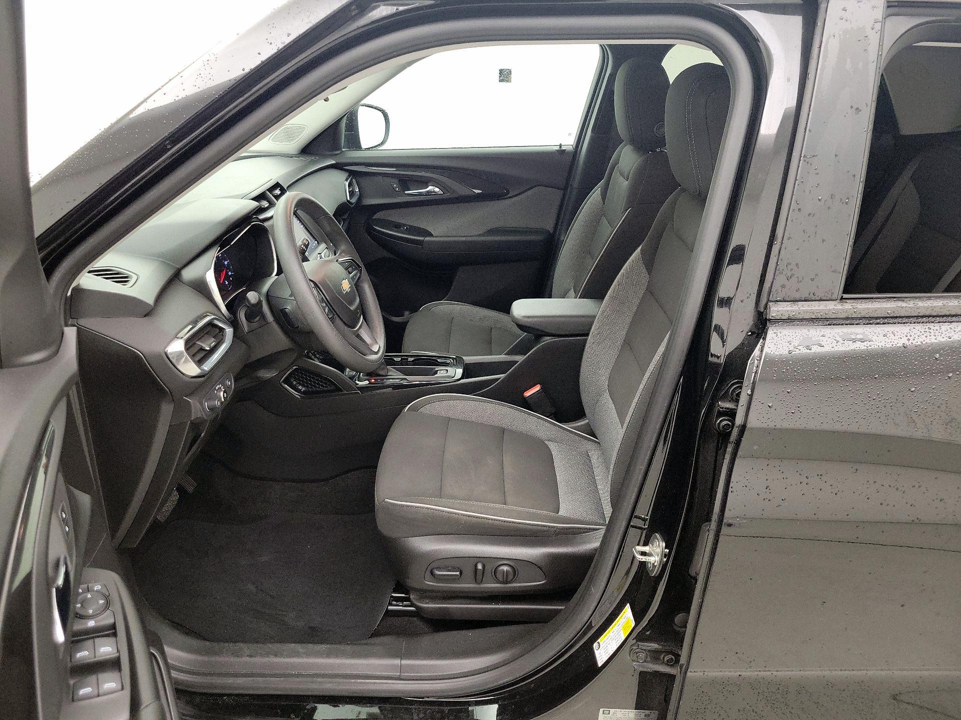 Thumbnail: 2022 Chevrolet TrailBlazer - 11