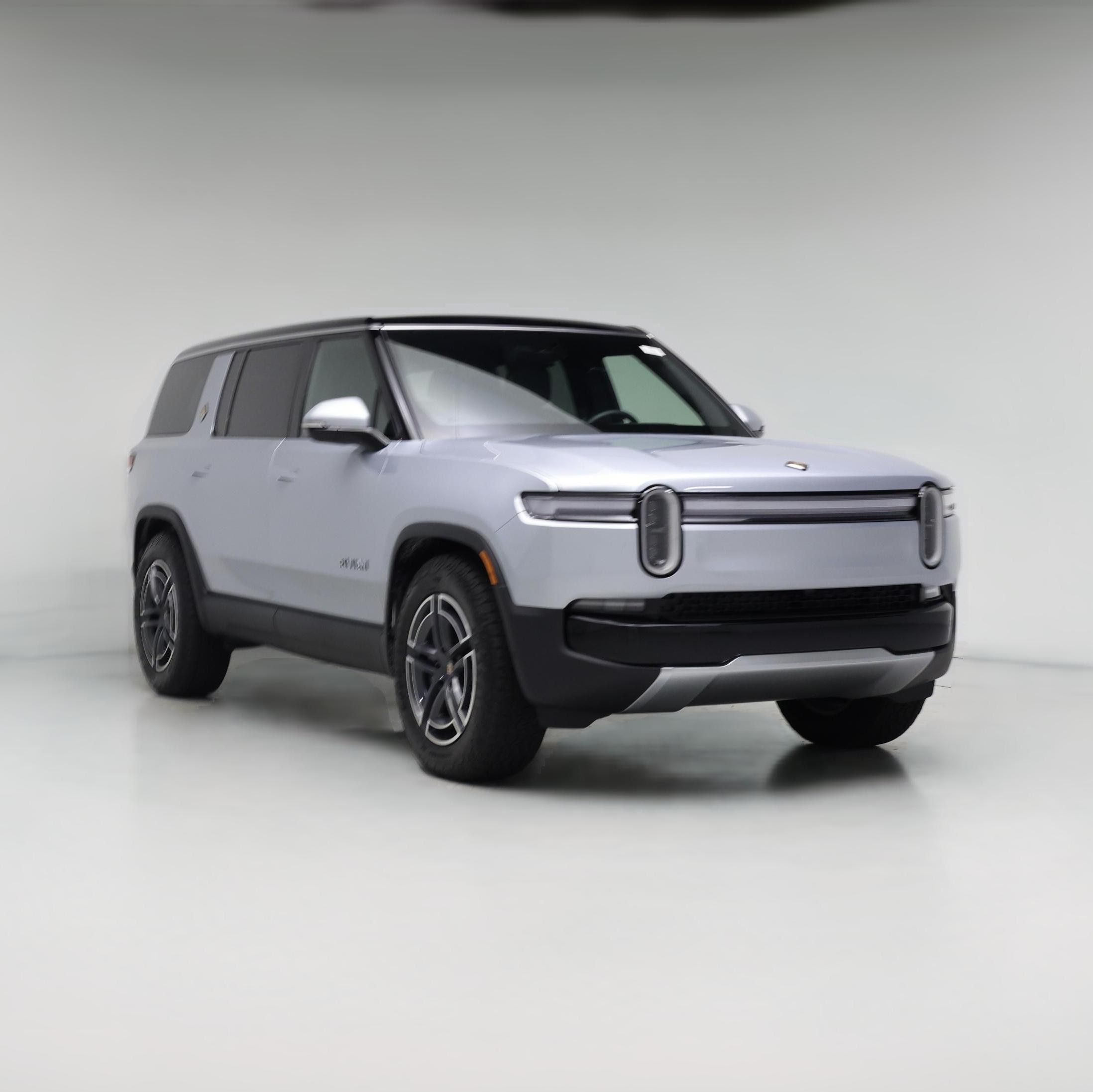 Thumbnail: 2026 Rivian R1S - 1
