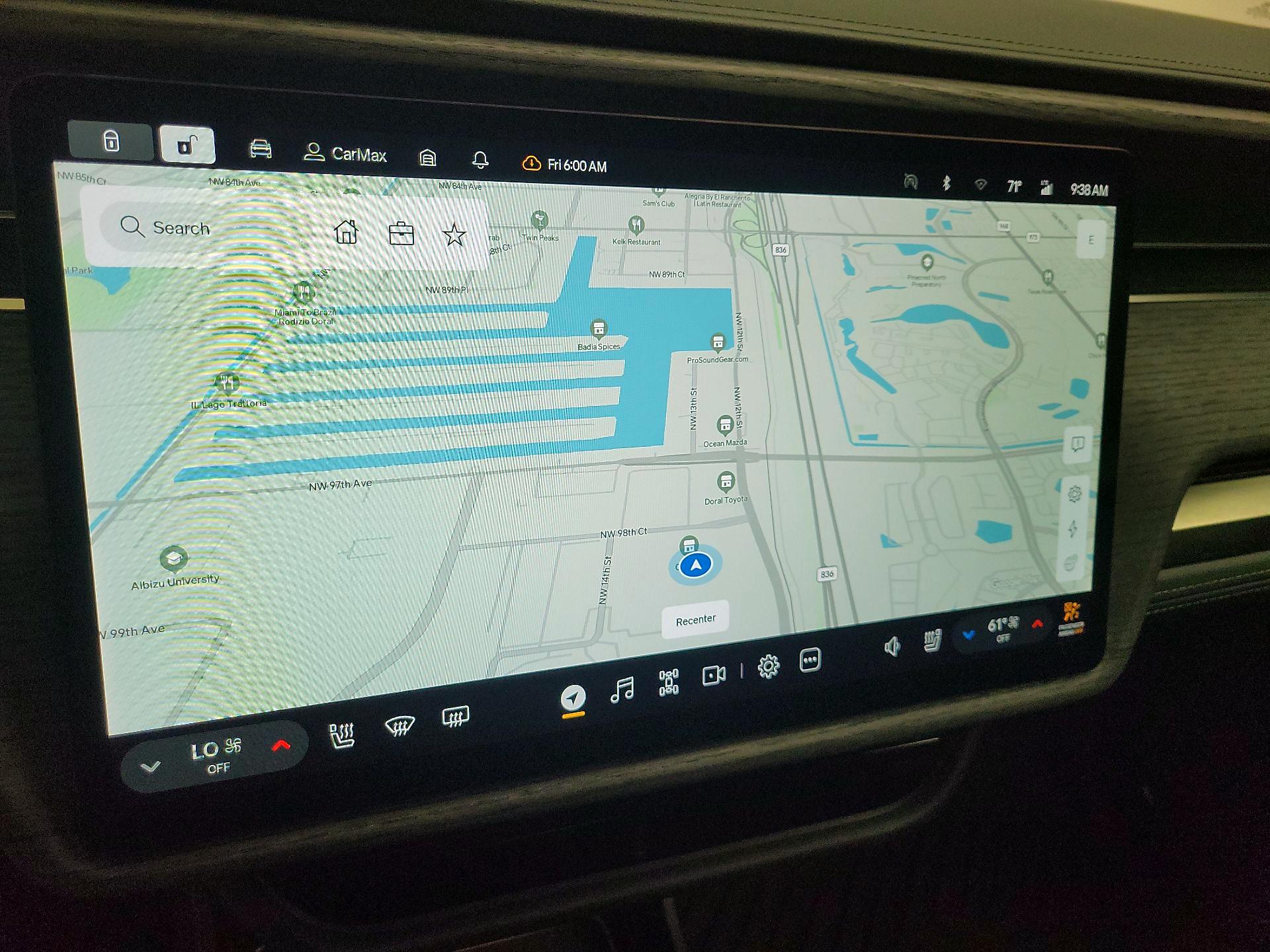 Thumbnail: 2026 Rivian R1S - 13