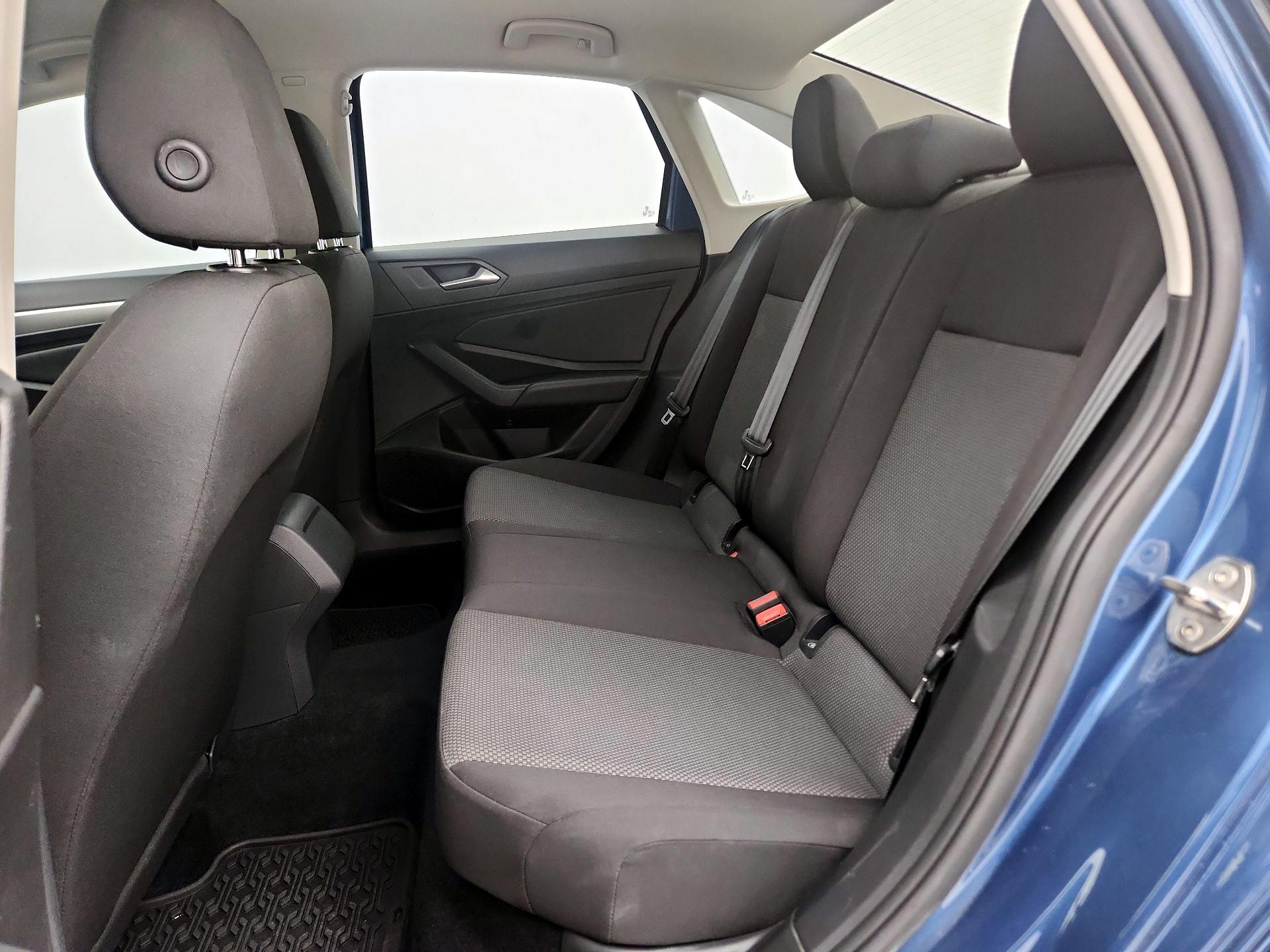 Thumbnail: 2020 Volkswagen Jetta - 18