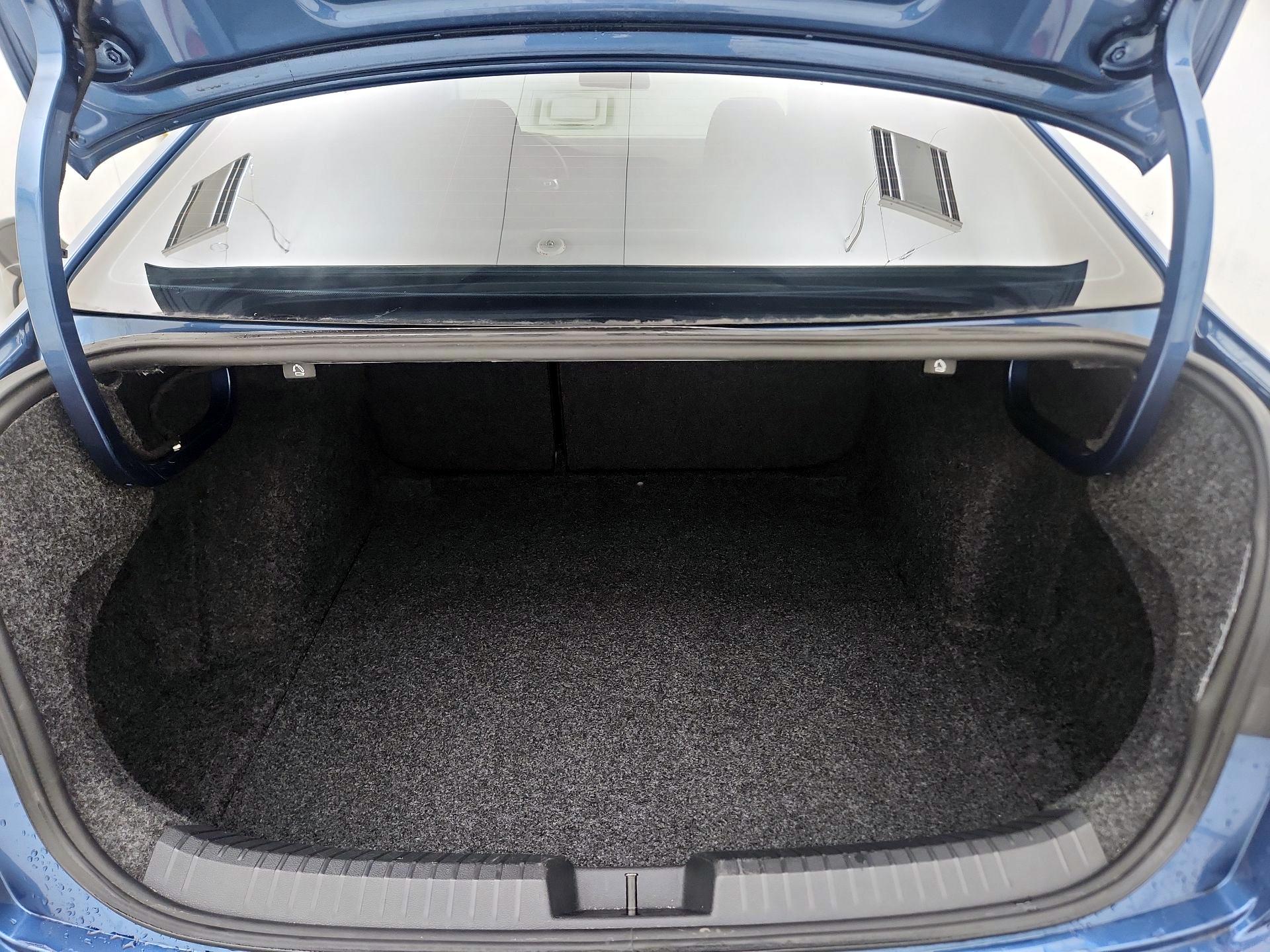 Thumbnail: 2020 Volkswagen Jetta - 19