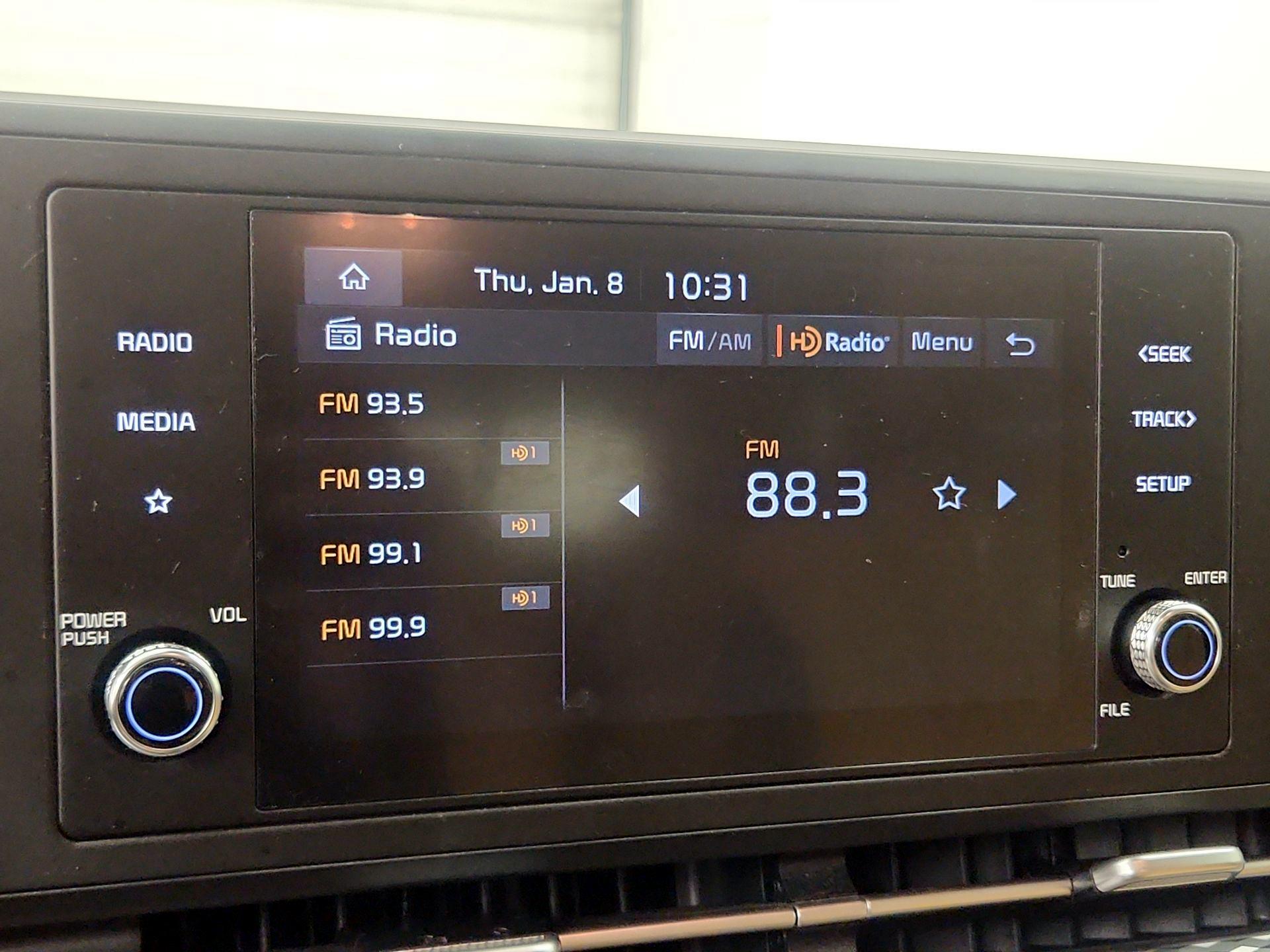 Thumbnail: 2023 Kia Carnival - 15