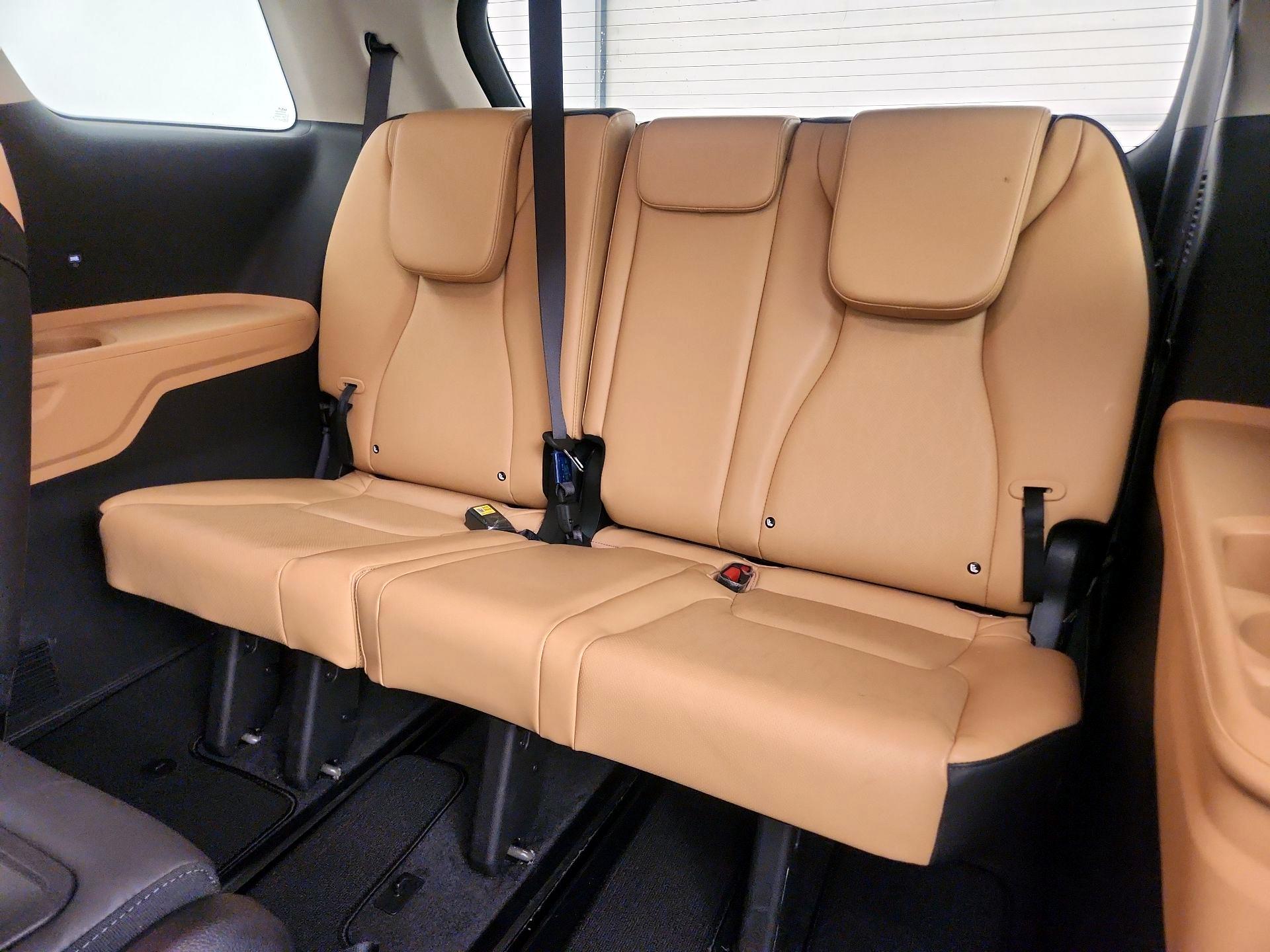 Thumbnail: 2023 Kia Carnival - 20