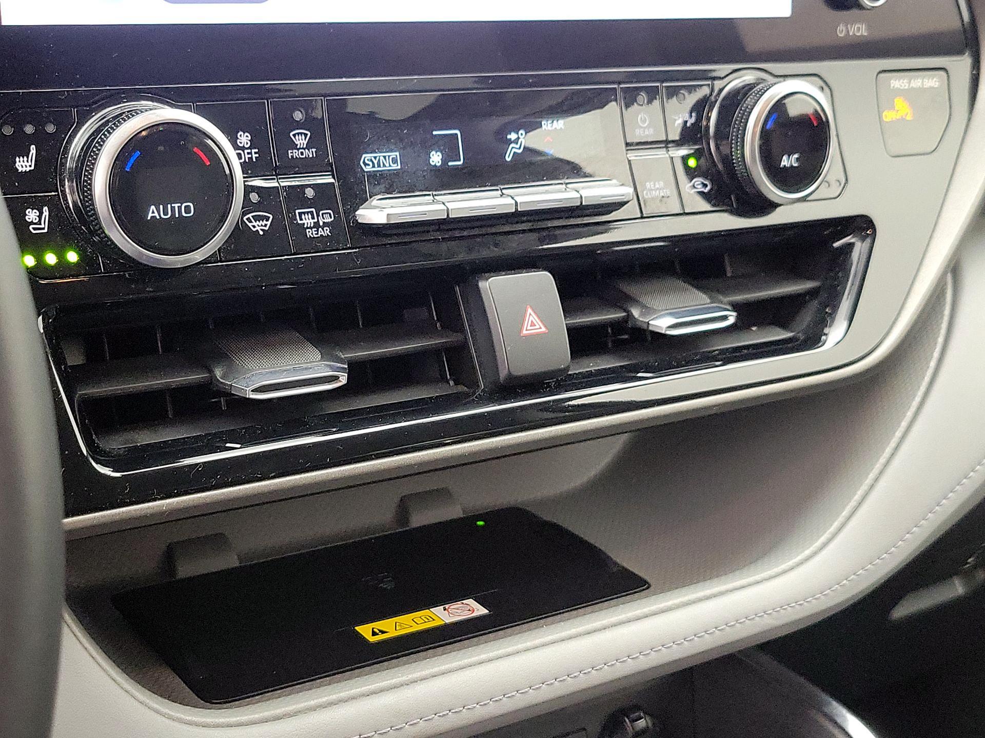 Thumbnail: 2023 Toyota Highlander - 16