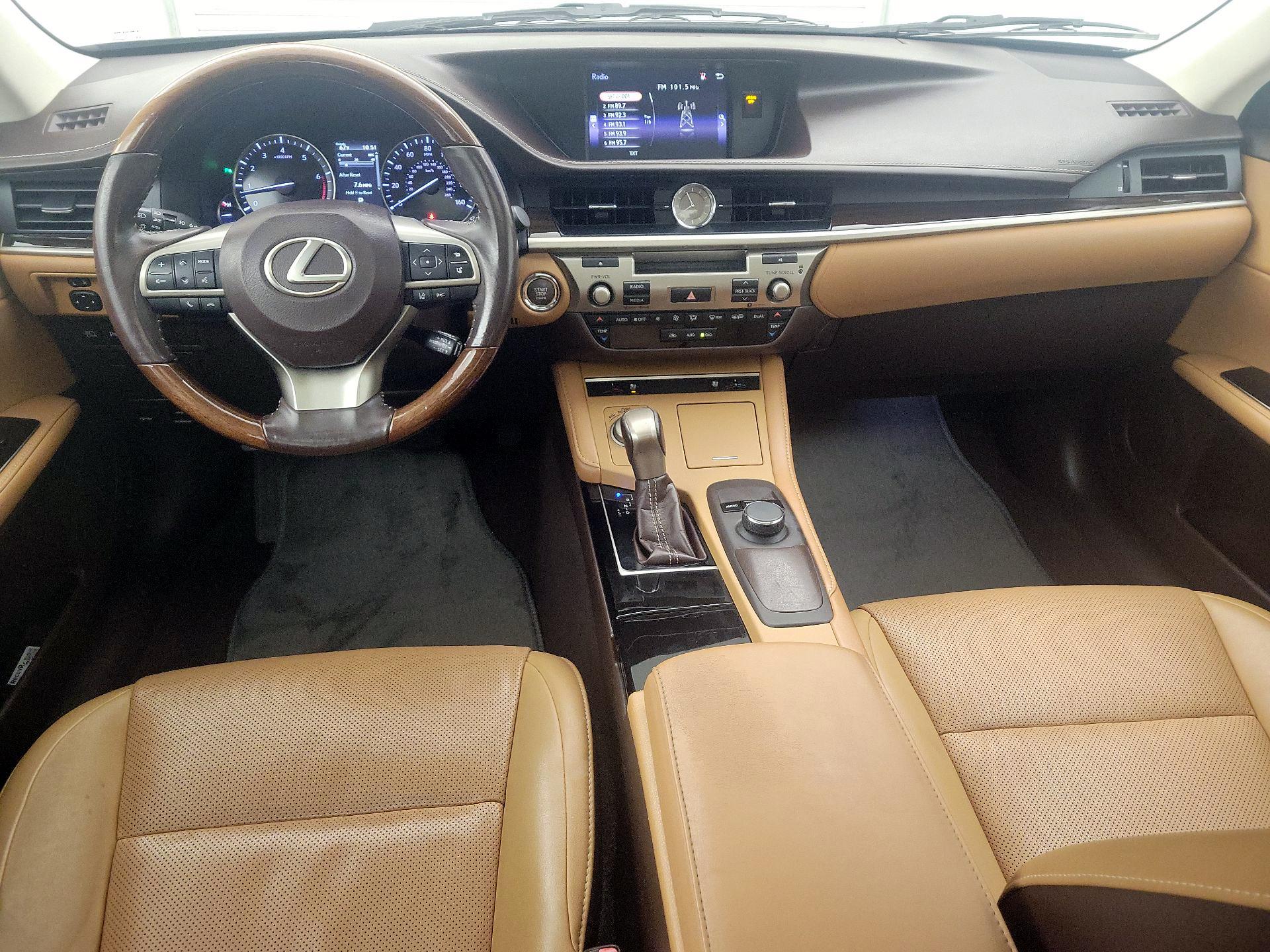 Thumbnail: 2018 Lexus ES - 9