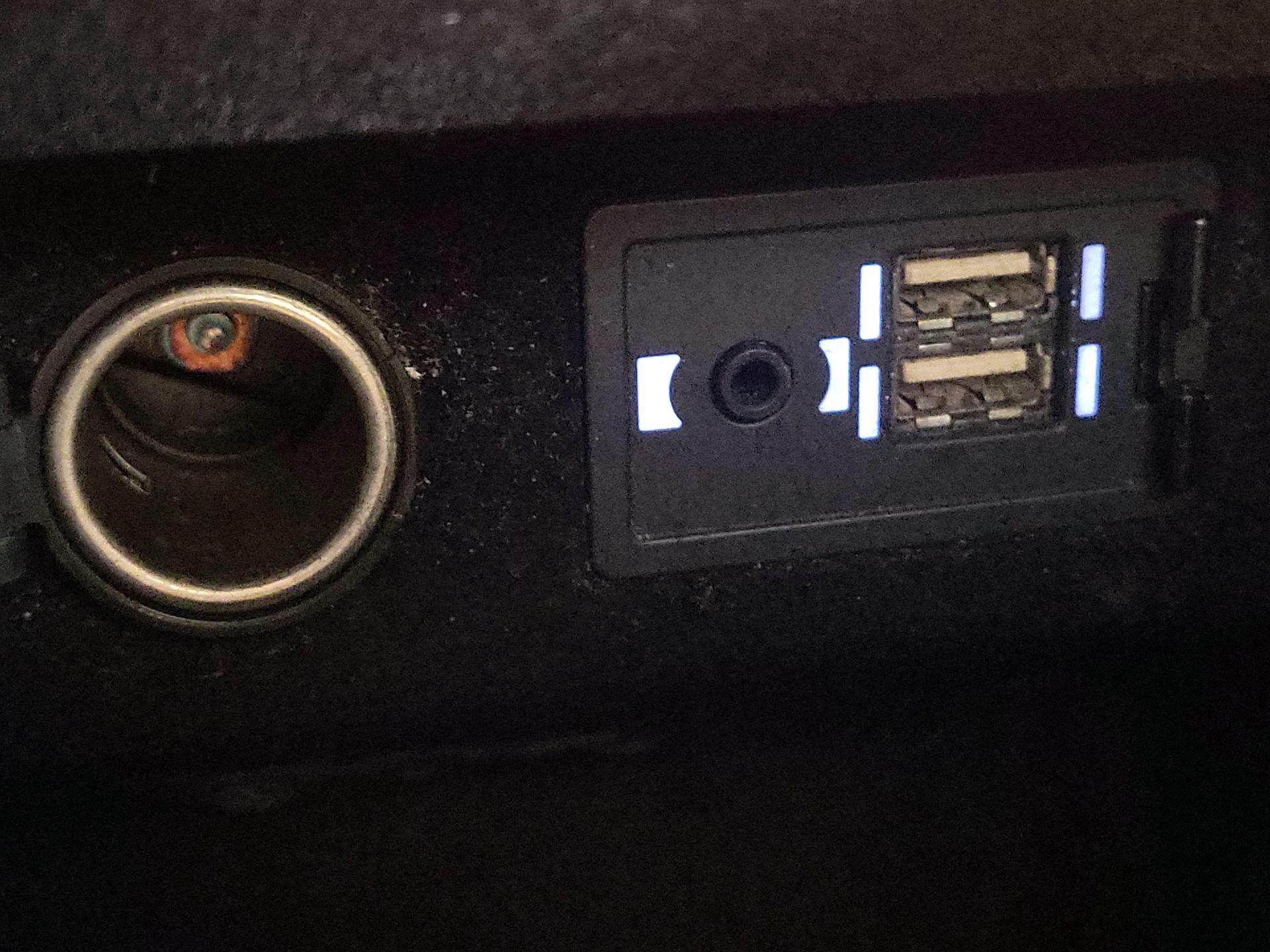 Thumbnail: 2018 Lexus ES - 18