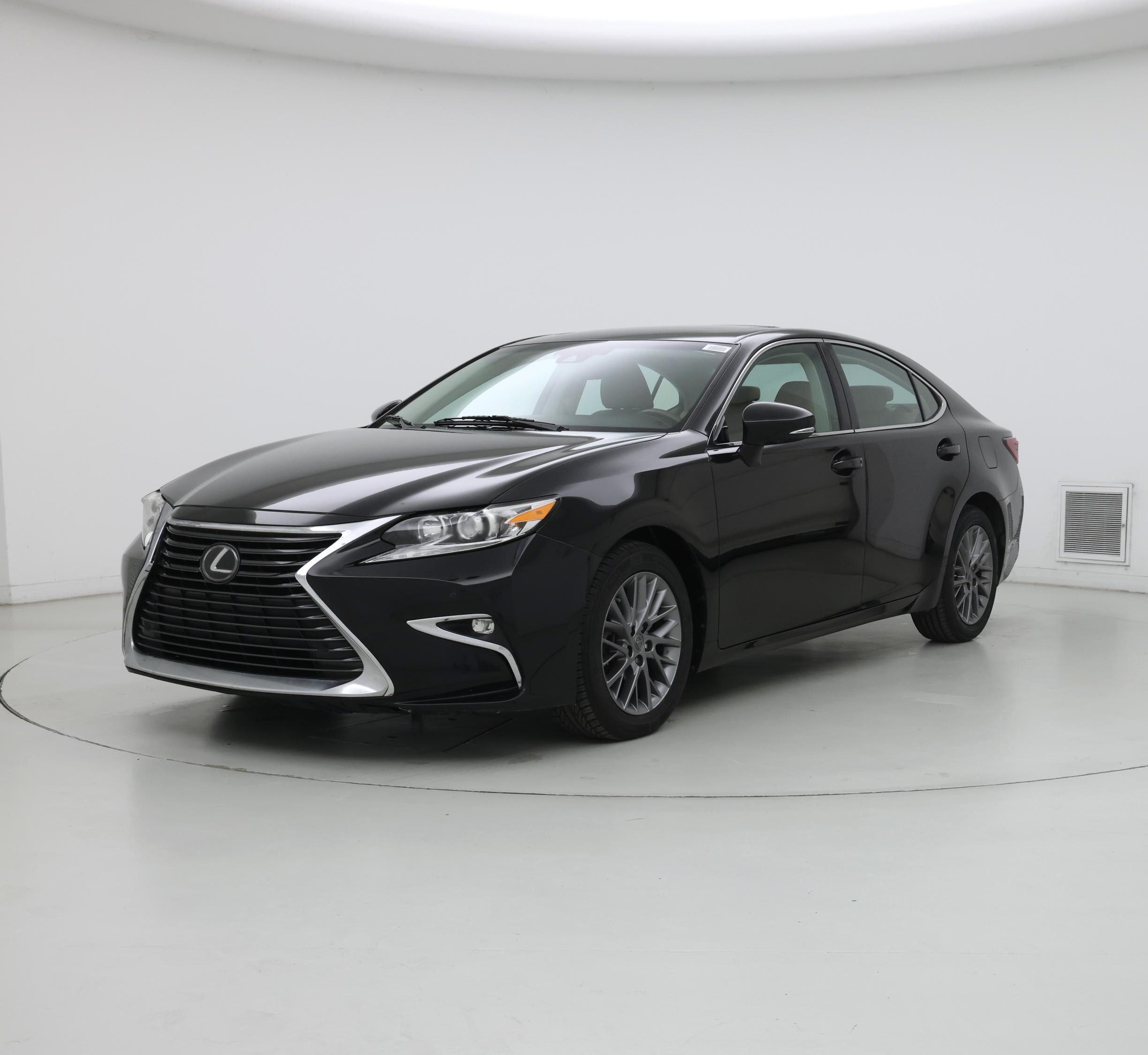 Thumbnail: 2018 Lexus ES - 4