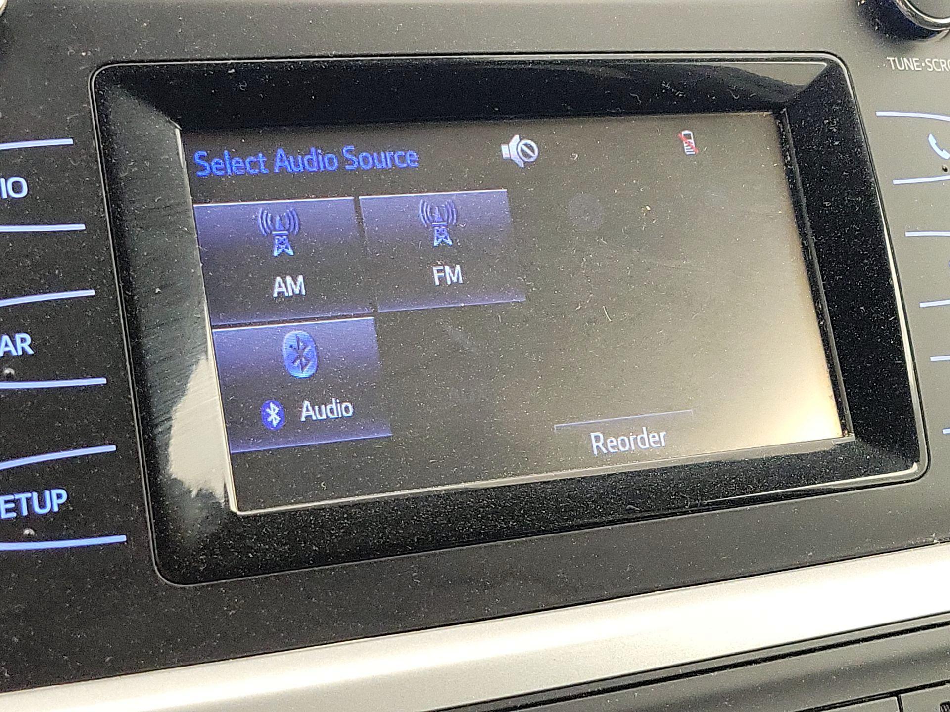 Thumbnail: 2019 Toyota Highlander - 15