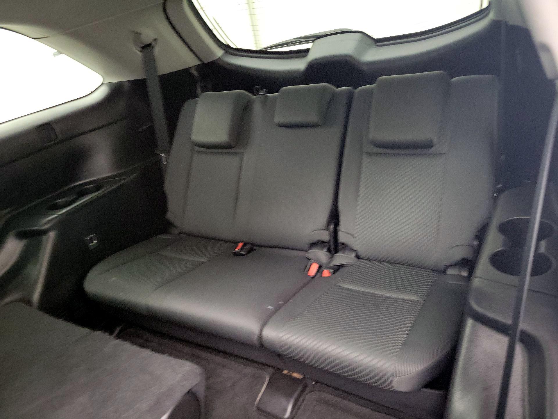 Thumbnail: 2019 Toyota Highlander - 20