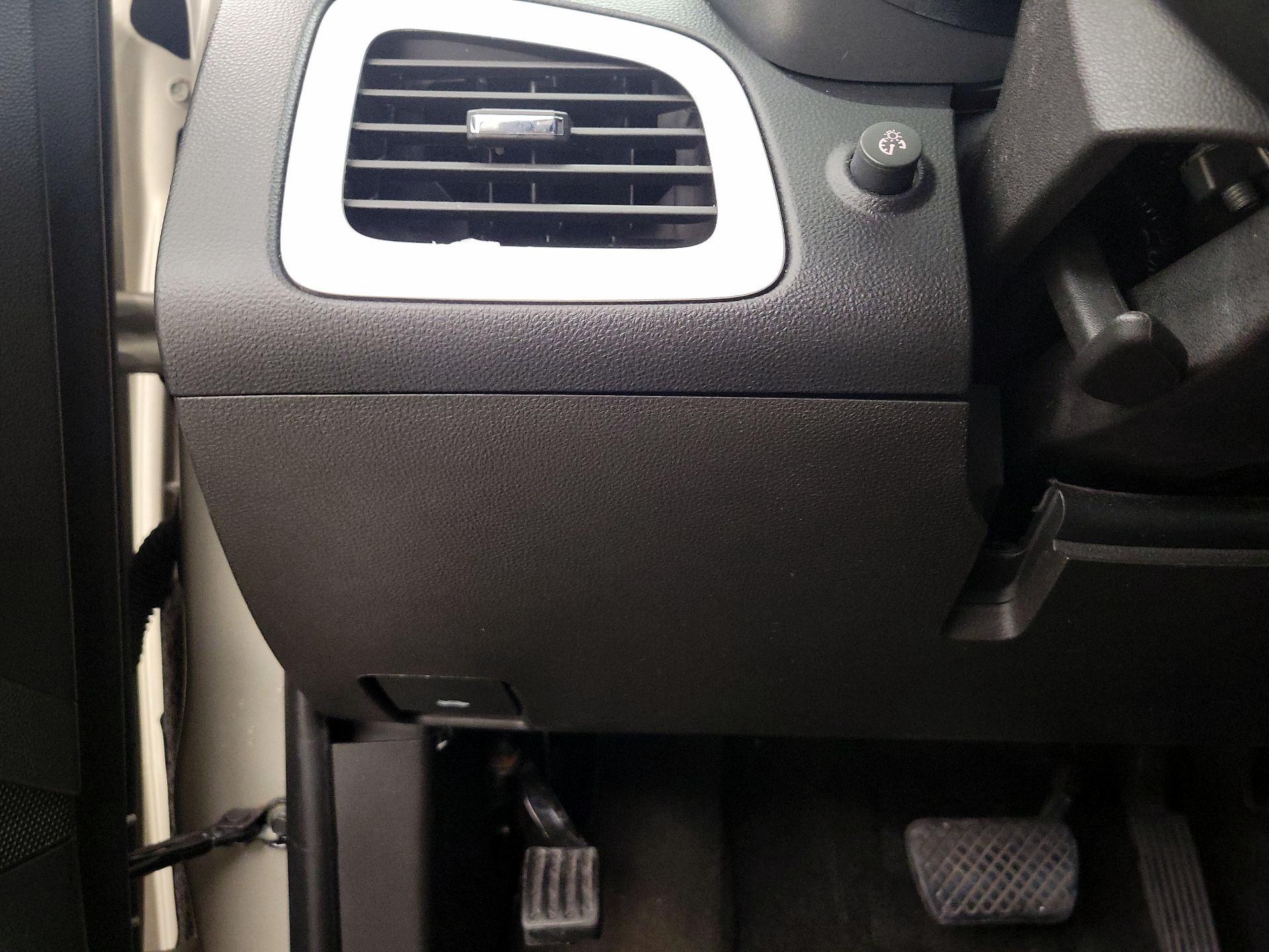 Thumbnail: 2015 GMC Terrain - 13