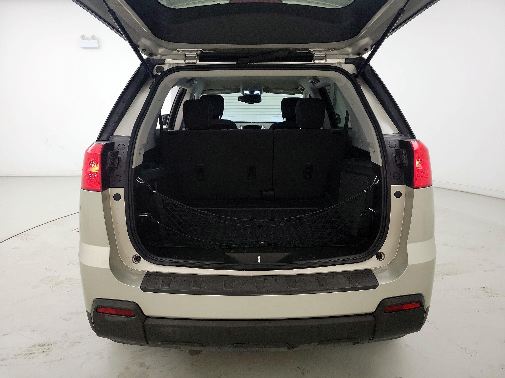 Thumbnail: 2015 GMC Terrain - 20