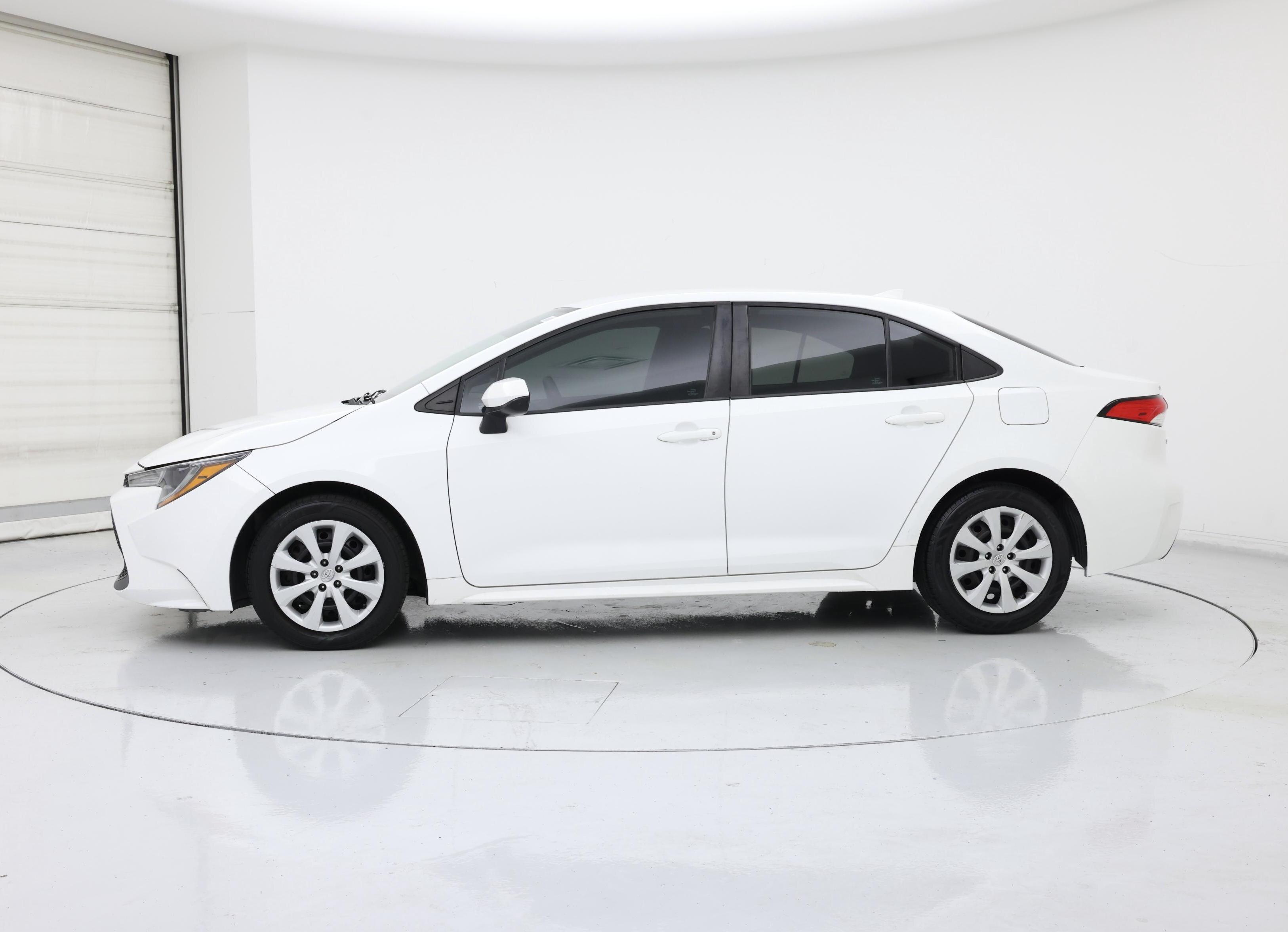 Thumbnail: 2020 Toyota Corolla - 3