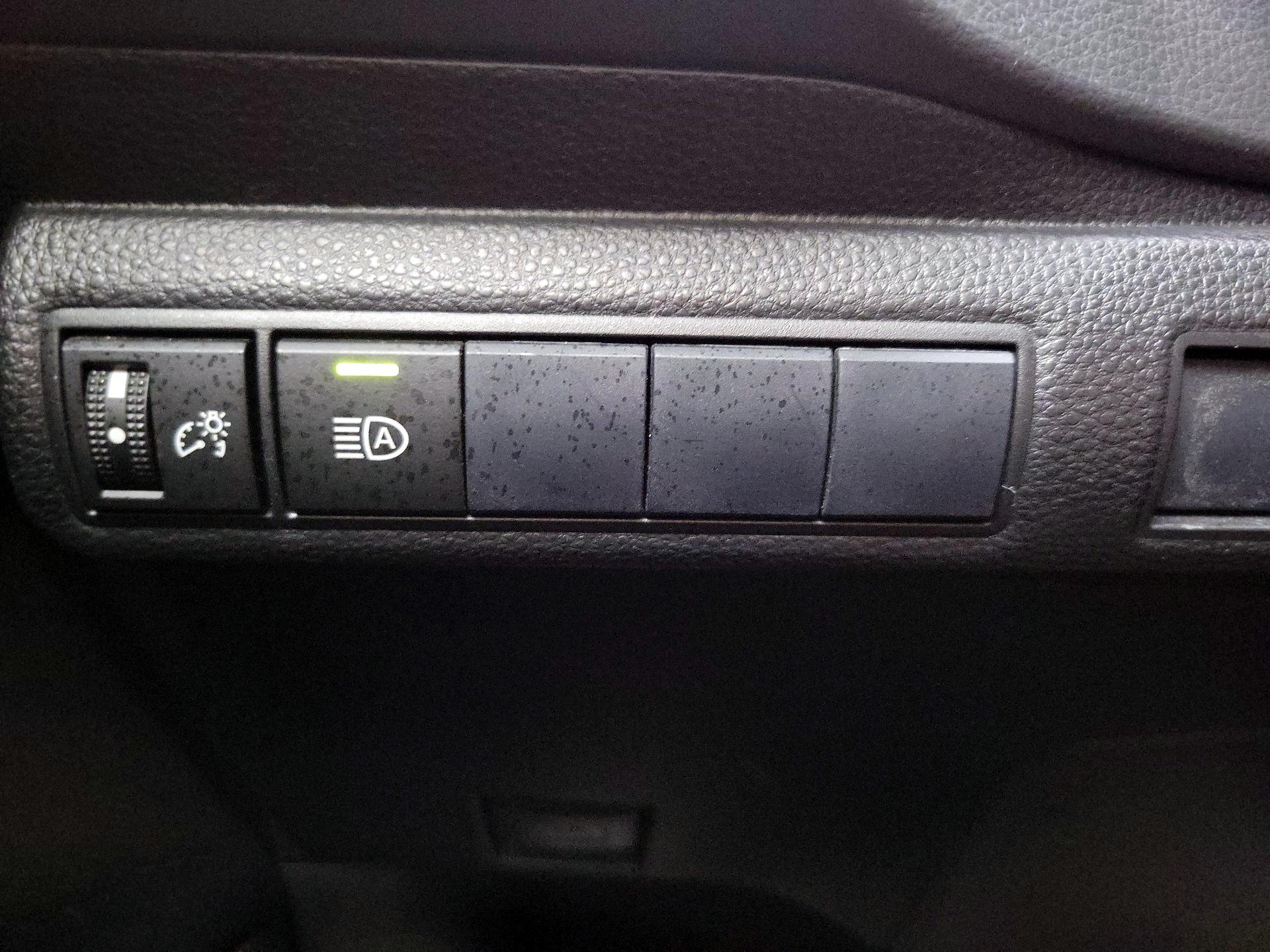 Thumbnail: 2020 Toyota Corolla - 13