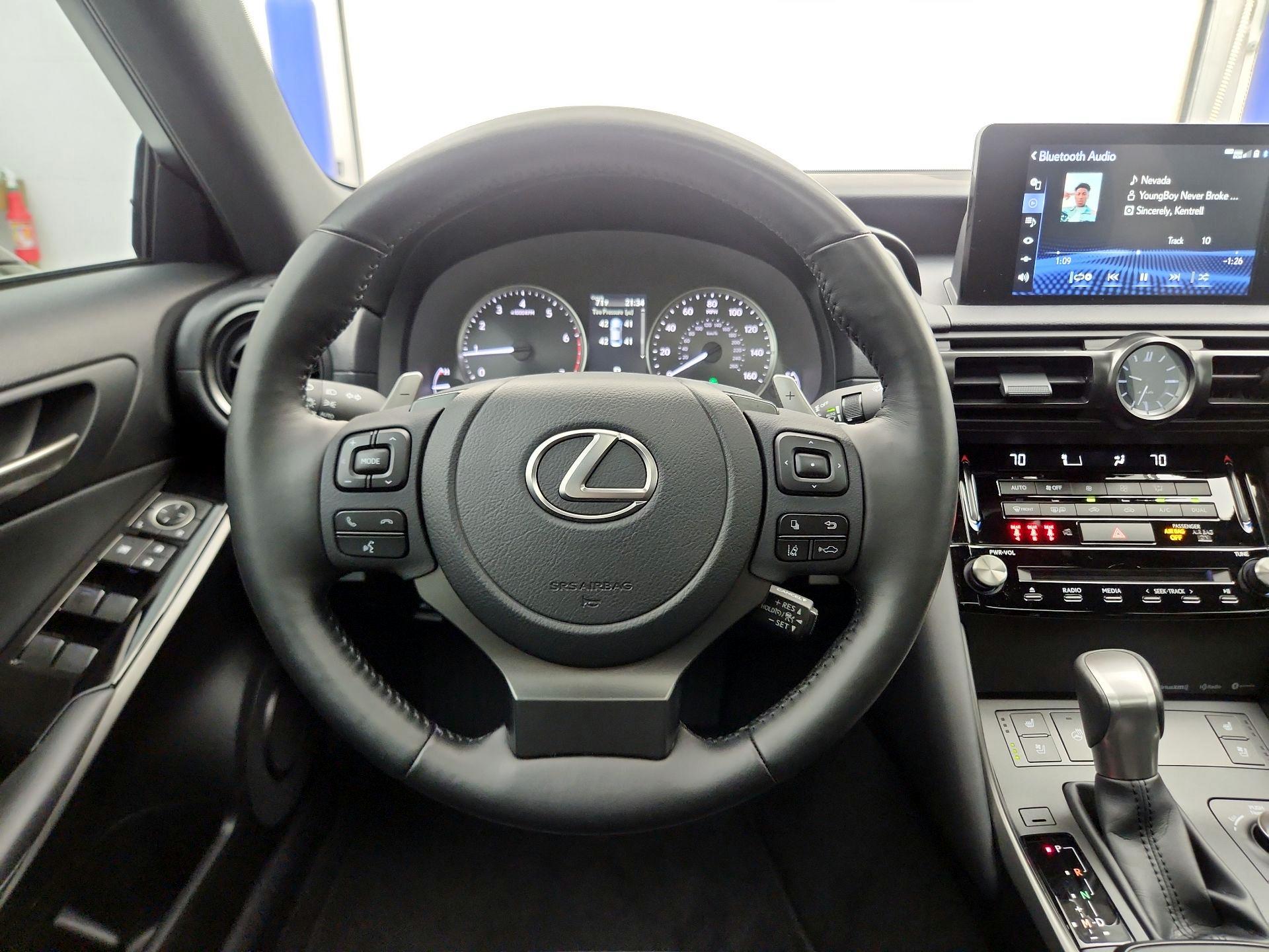 Thumbnail: 2024 Lexus IS - 10