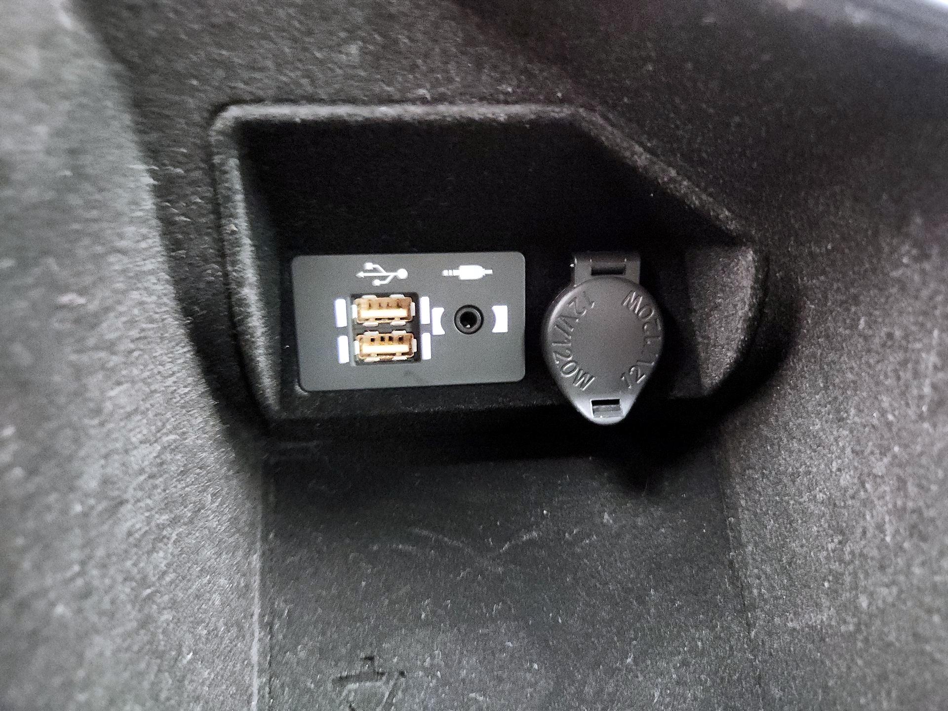 Thumbnail: 2024 Lexus IS - 18