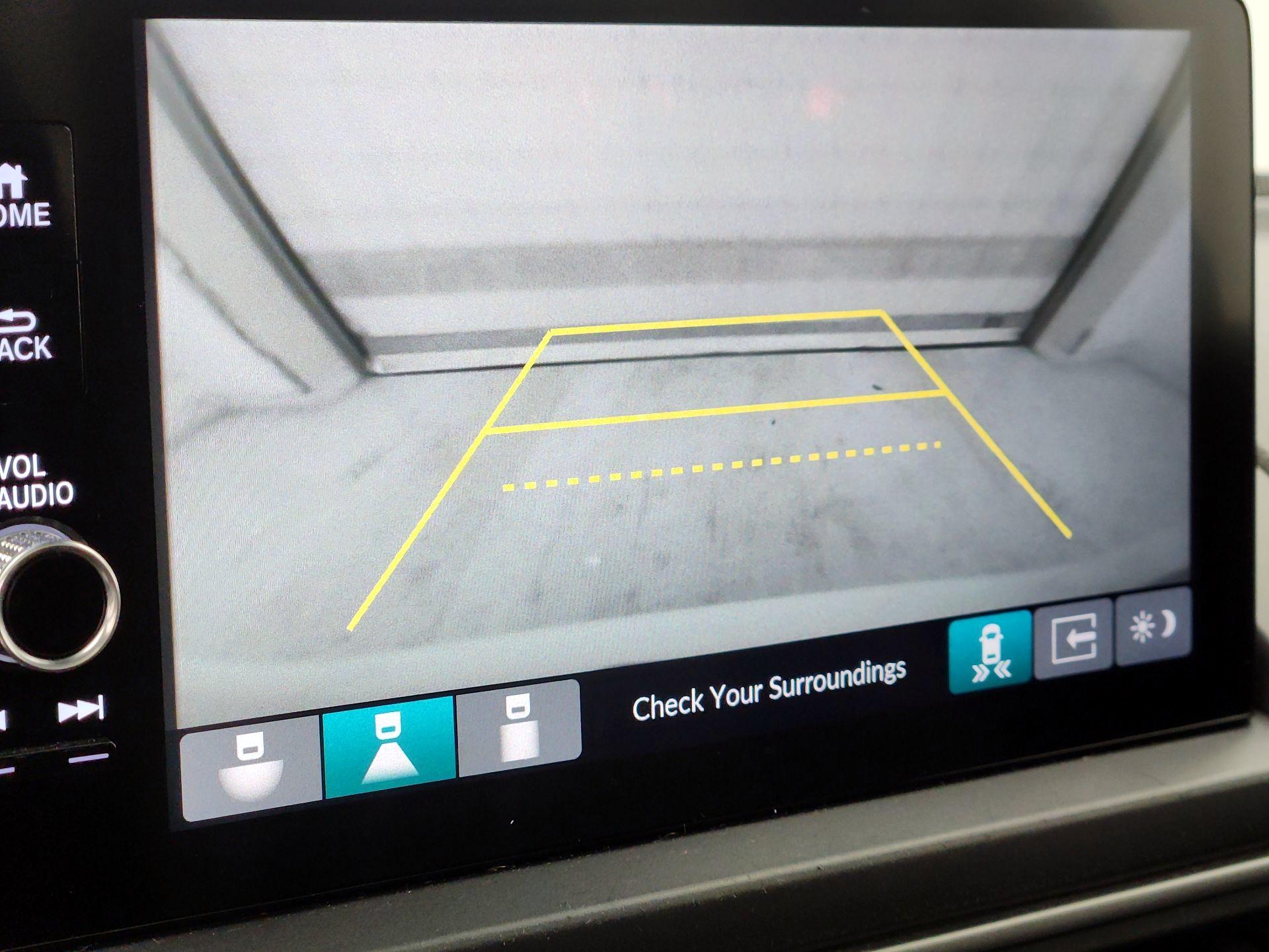 Thumbnail: 2023 Honda Pilot - 15