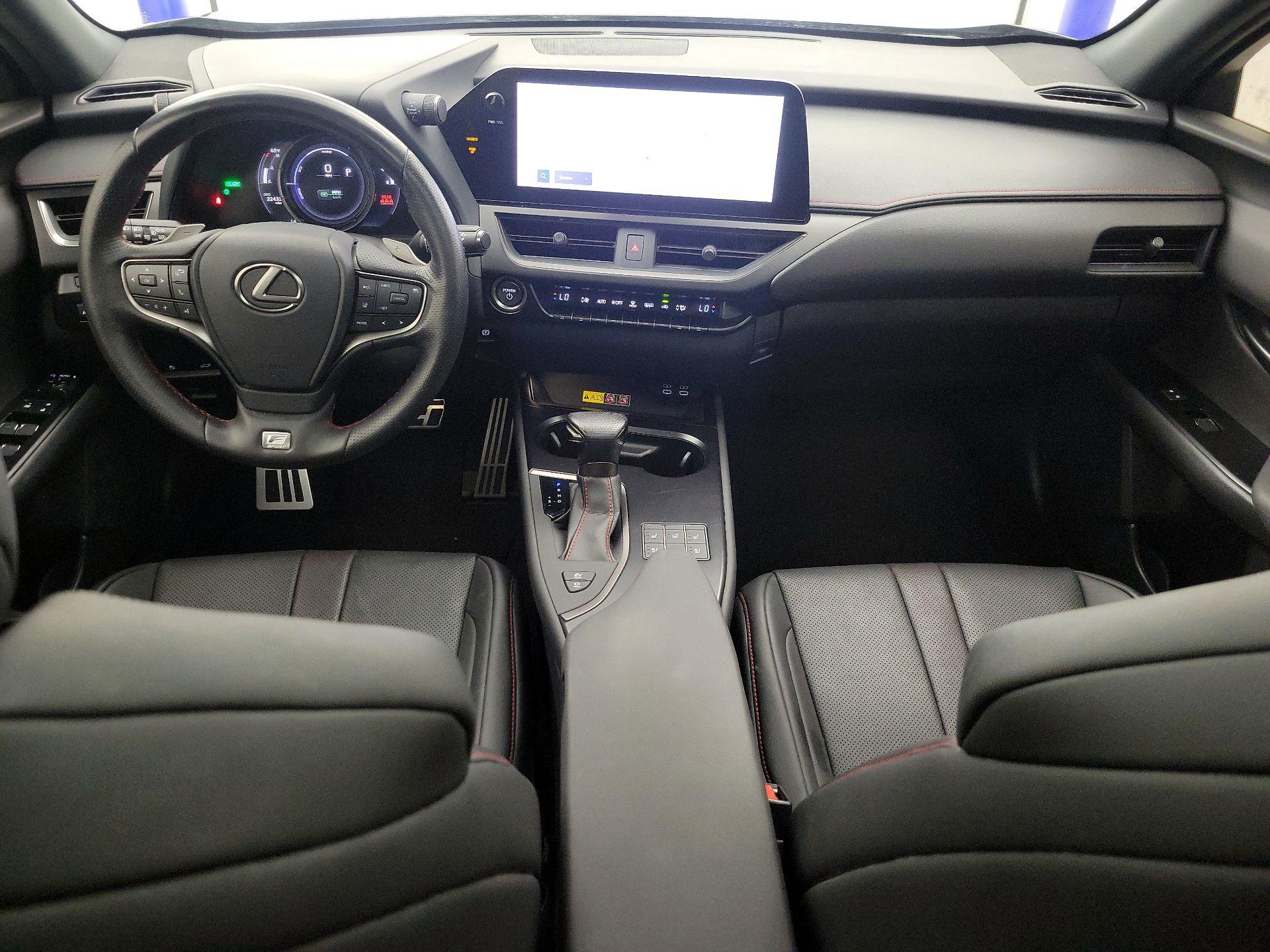 Thumbnail: 2023 Lexus UX - 9