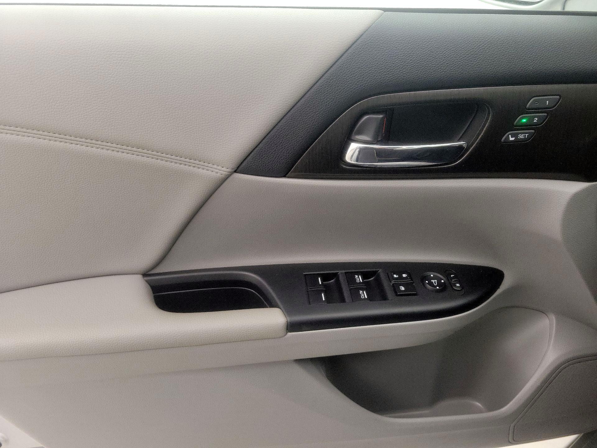 Thumbnail: 2014 Honda Accord - 12