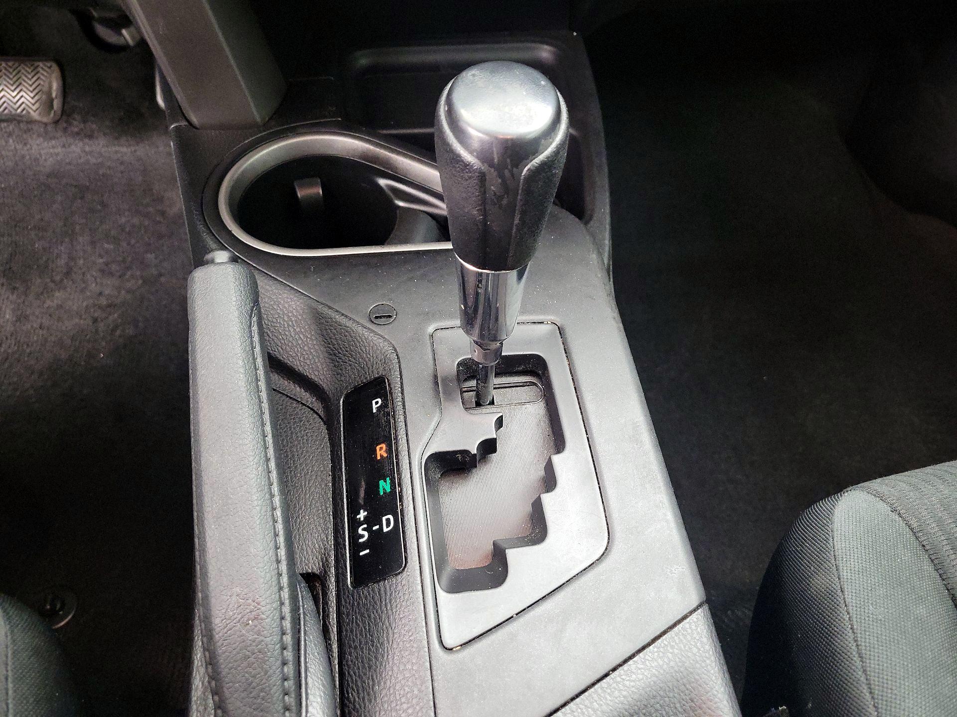 Thumbnail: 2016 Toyota RAV4 - 17