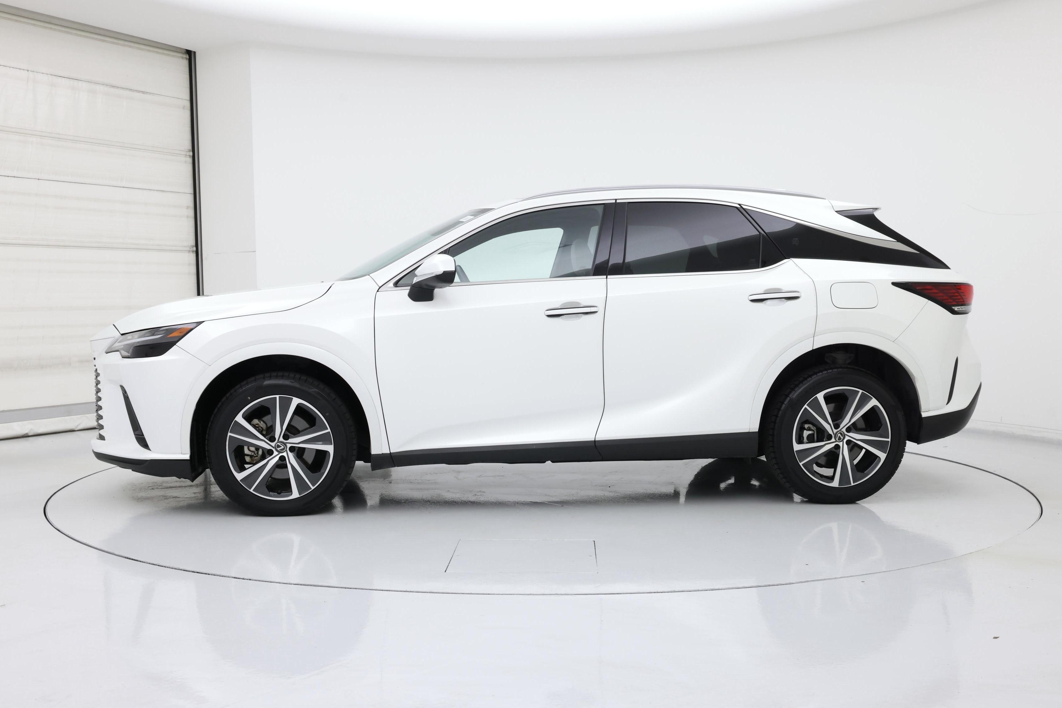 Thumbnail: 2023 Lexus RX - 3