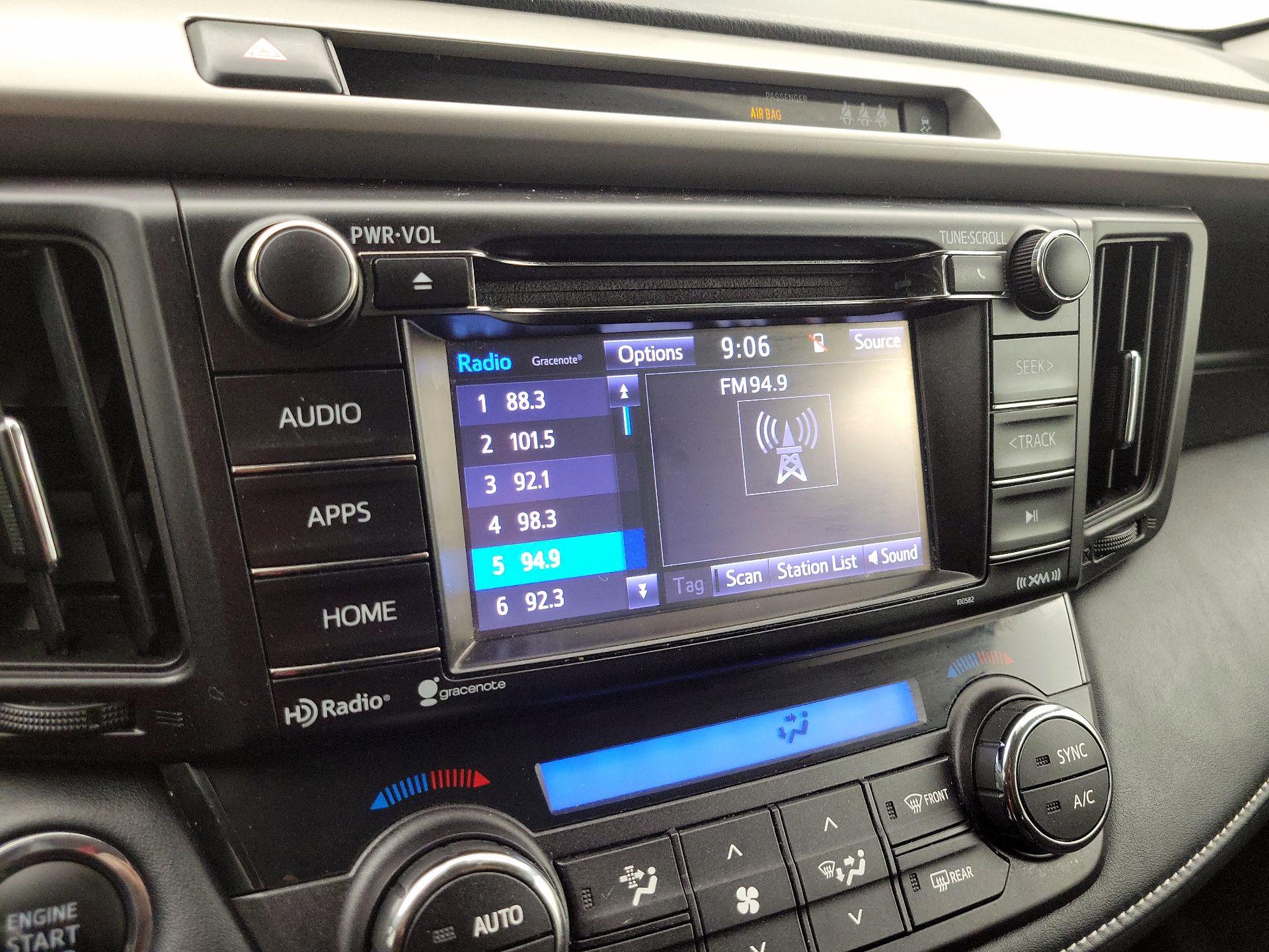 Thumbnail: 2018 Toyota RAV4 - 15