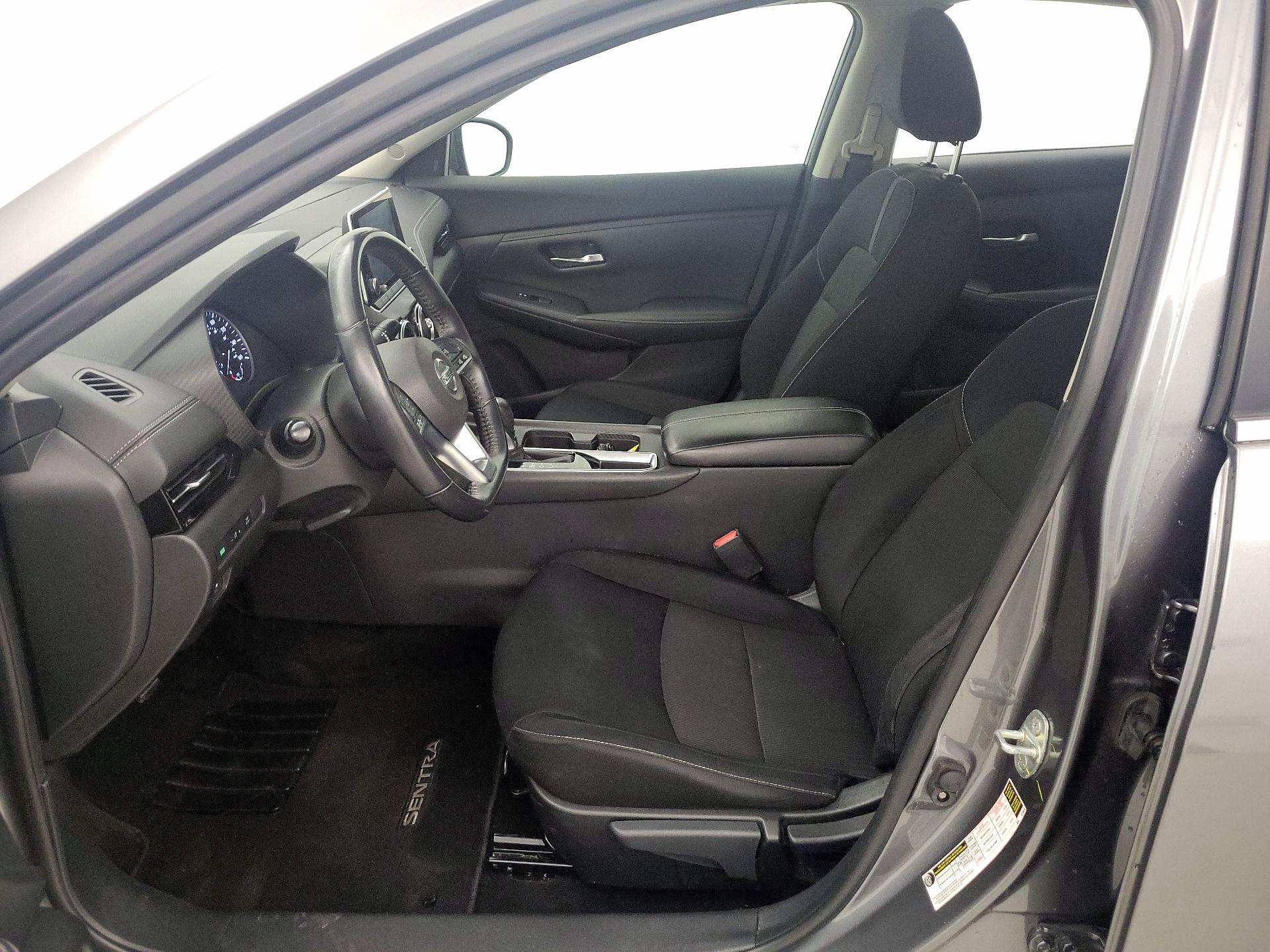 Thumbnail: 2020 Nissan Sentra - 11