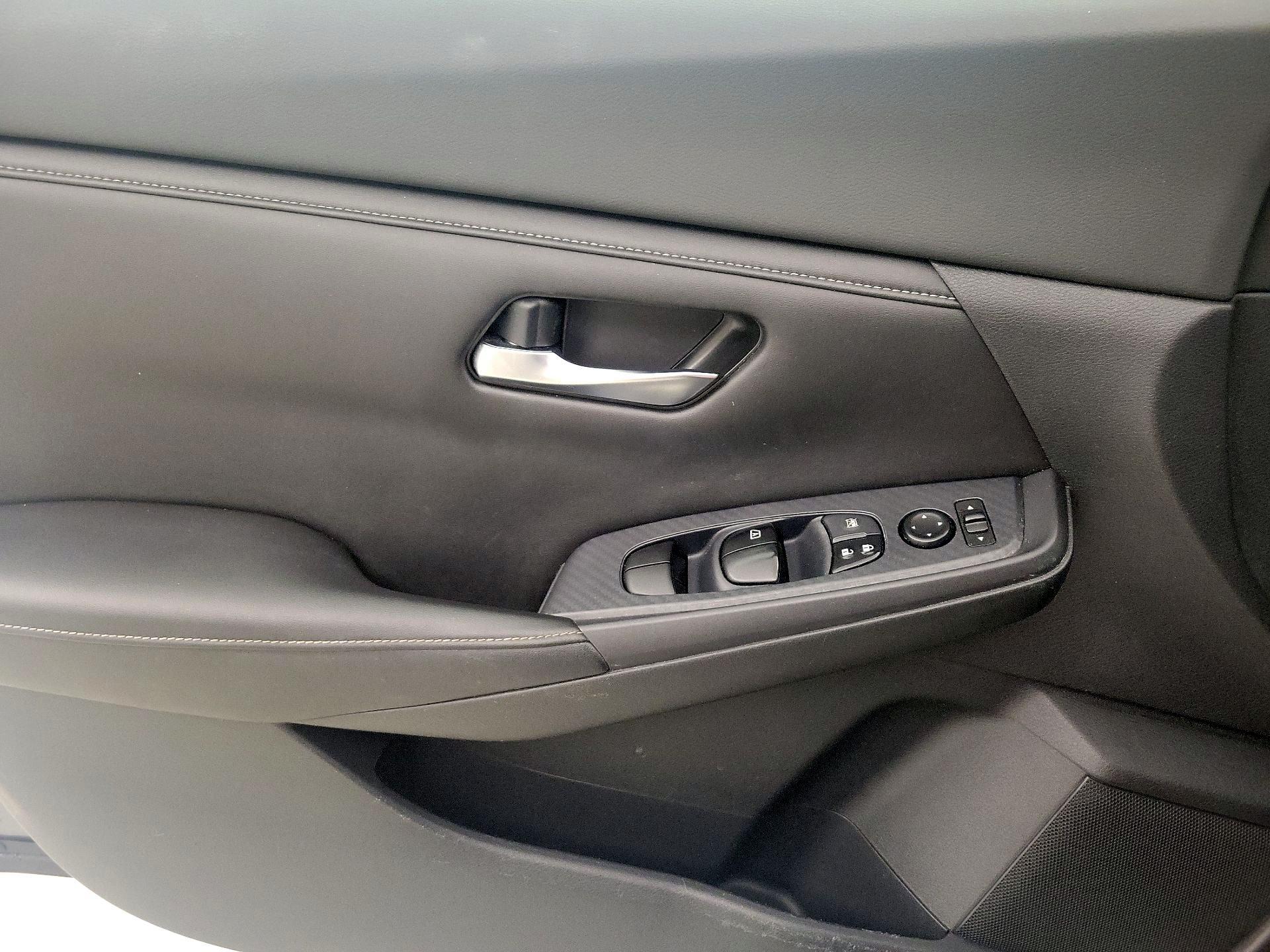 Thumbnail: 2020 Nissan Sentra - 12