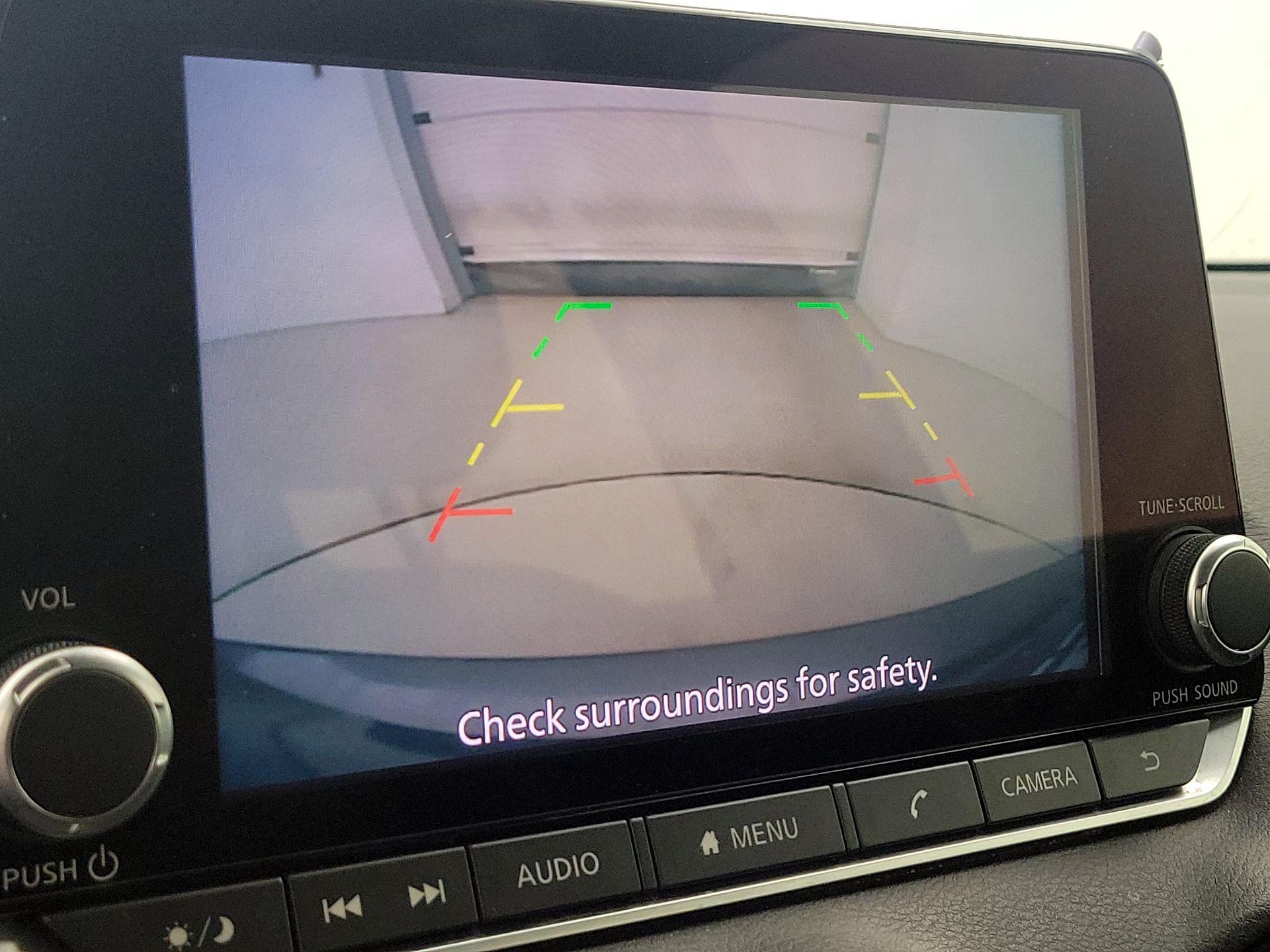 Thumbnail: 2020 Nissan Sentra - 14