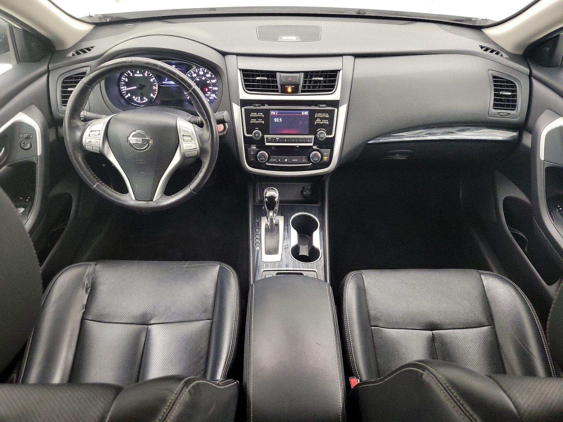 Thumbnail: 2018 Nissan Altima - 9